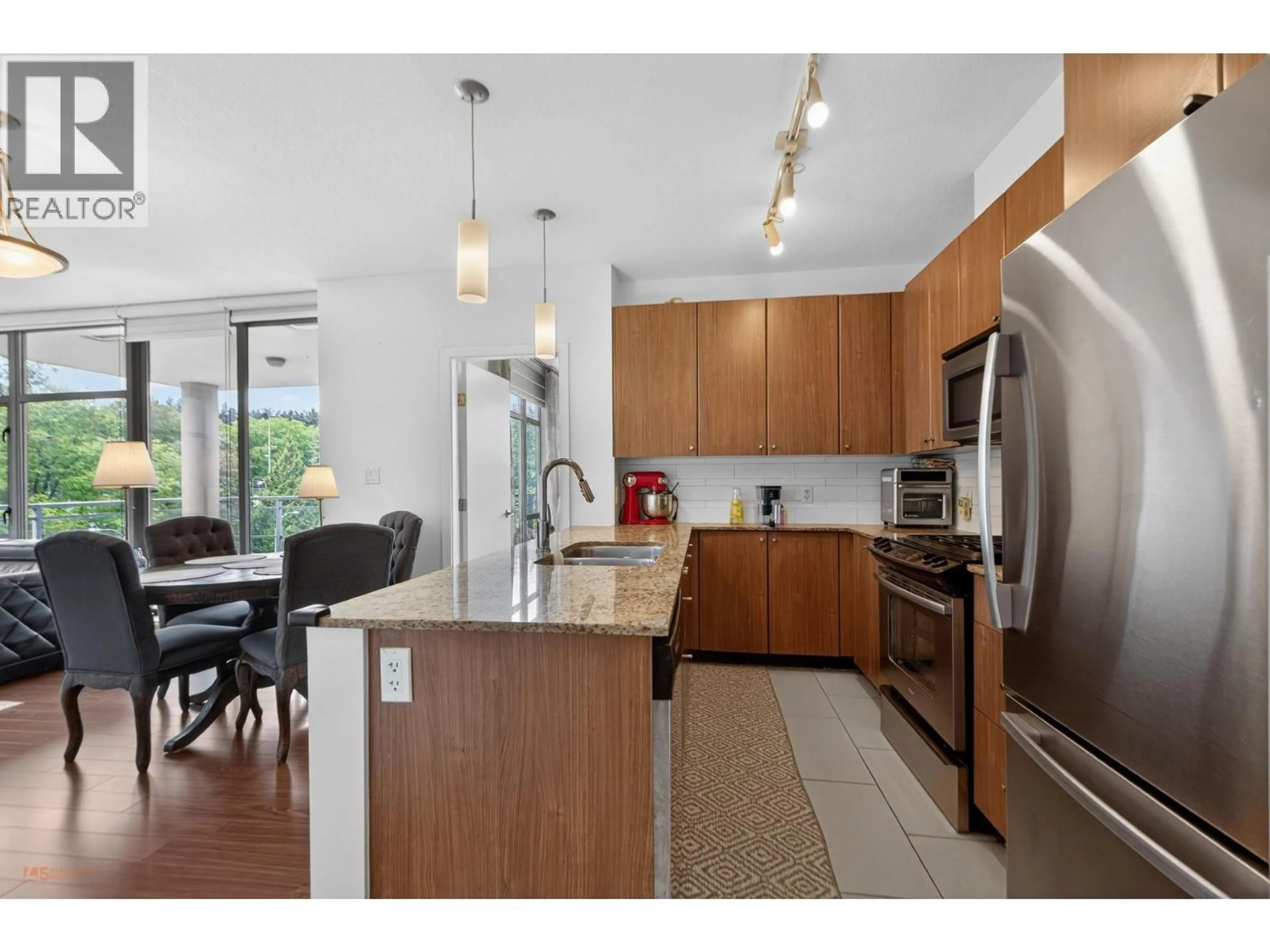 Open concept kitchen, unknown for 908 - 280 ROSS DRIVE, New Westminster British Columbia V3L0C2