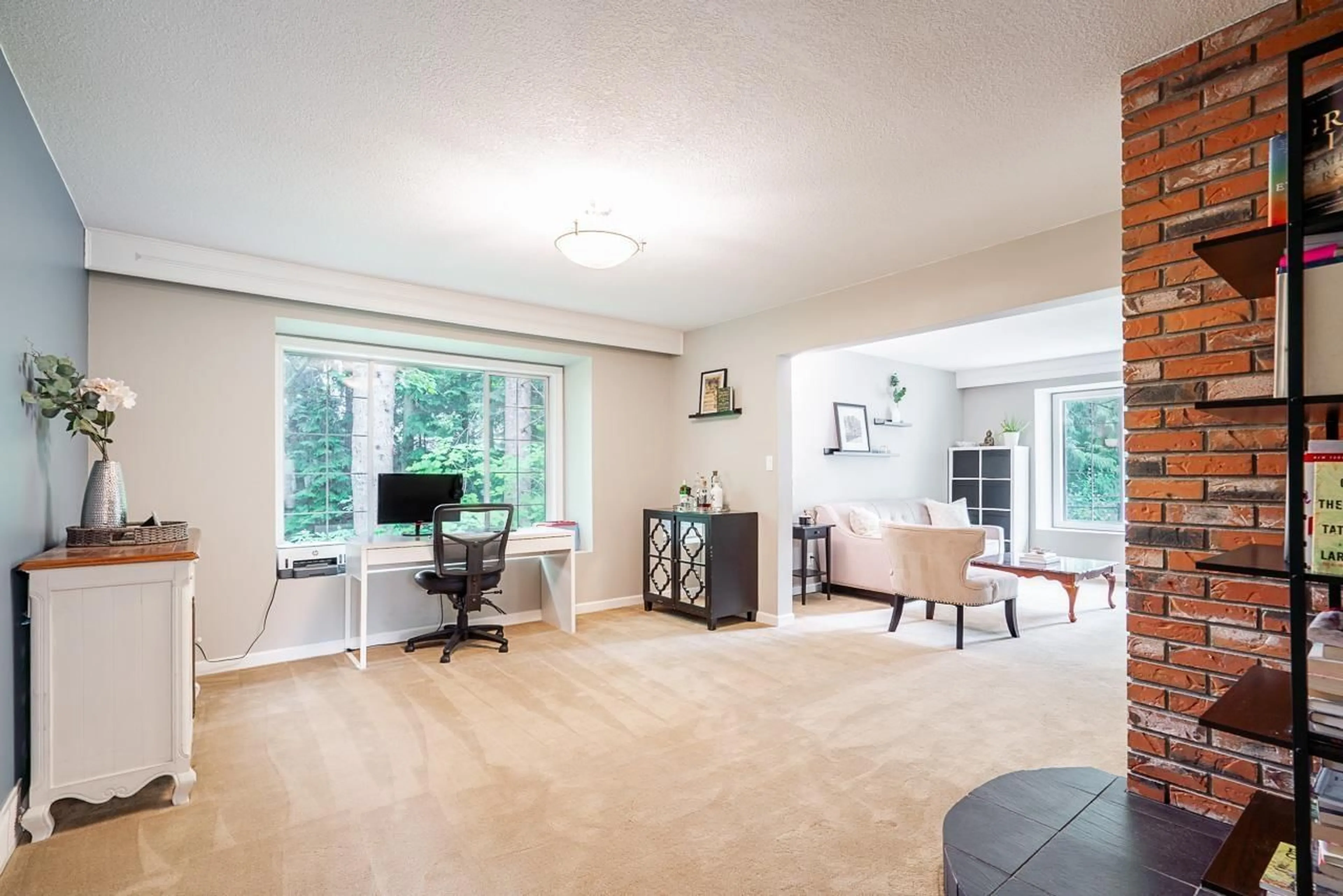 Living room with furniture, unknown for 4687 248 STREET, Langley British Columbia V4W1C9