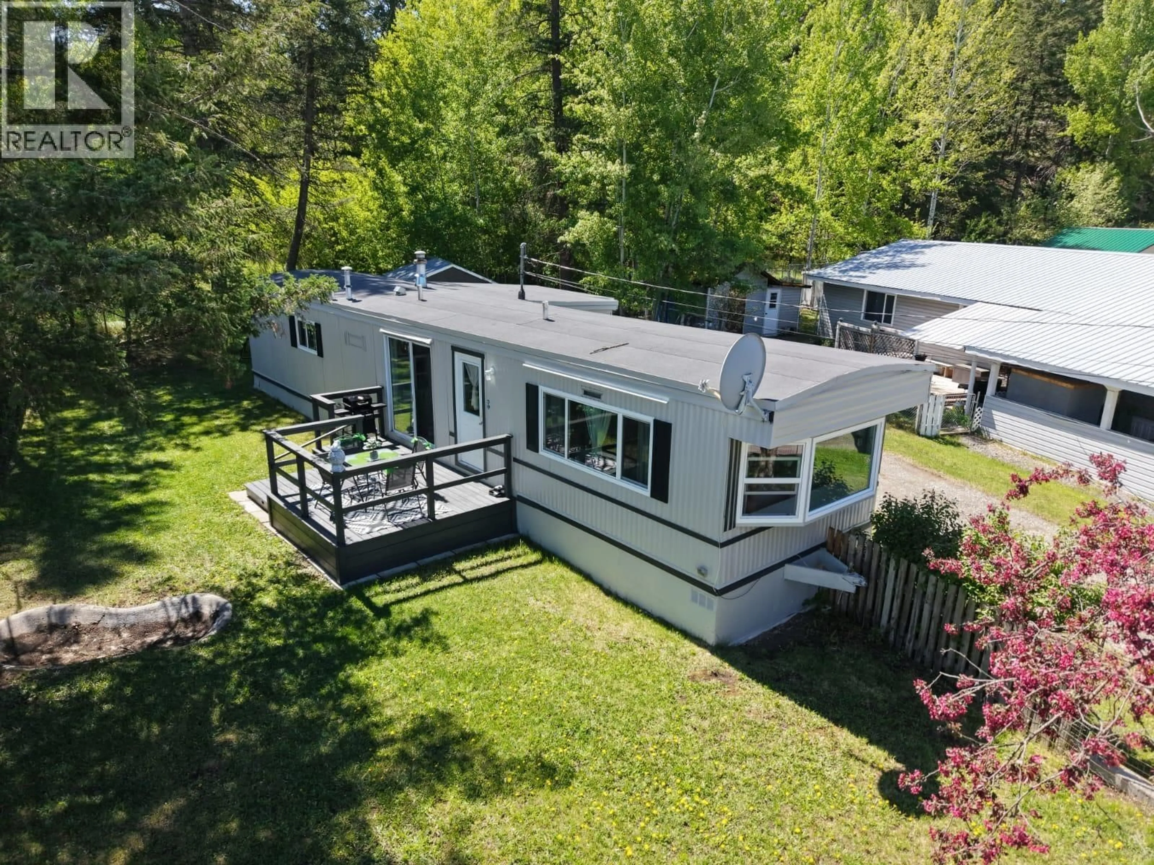 A pic from outside/outdoor area/front of a property/back of a property/a pic from drone, unknown for 709 CARTWRIGHT DRIVE, Williams Lake British Columbia V2G3J5