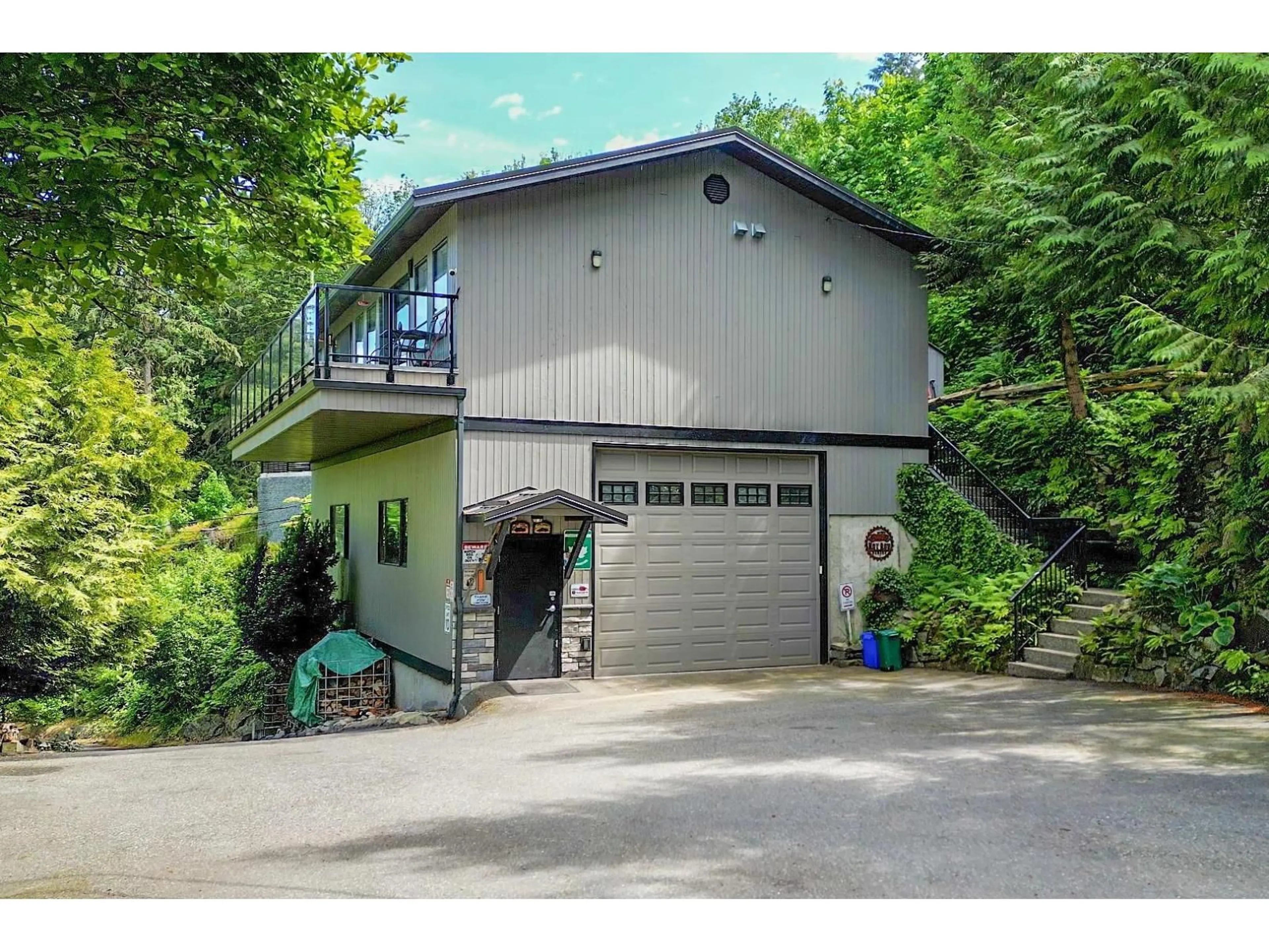 Indoor garage for 42934 OLD ORCHARD ROAD, Chilliwack British Columbia V2R4H6