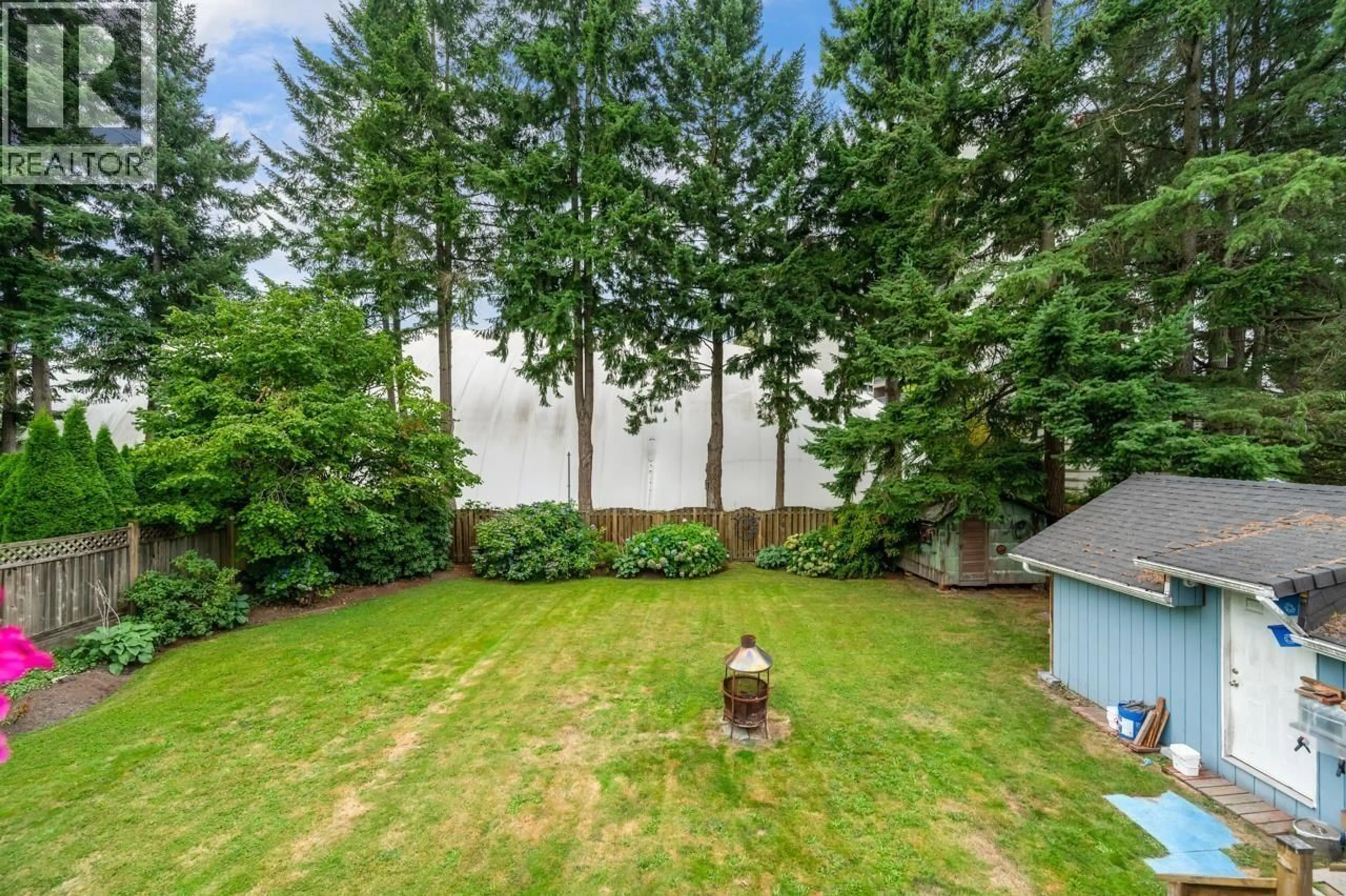 Patio, forest/trees view for 10320 CAITHCART ROAD, Richmond British Columbia V6X1N2