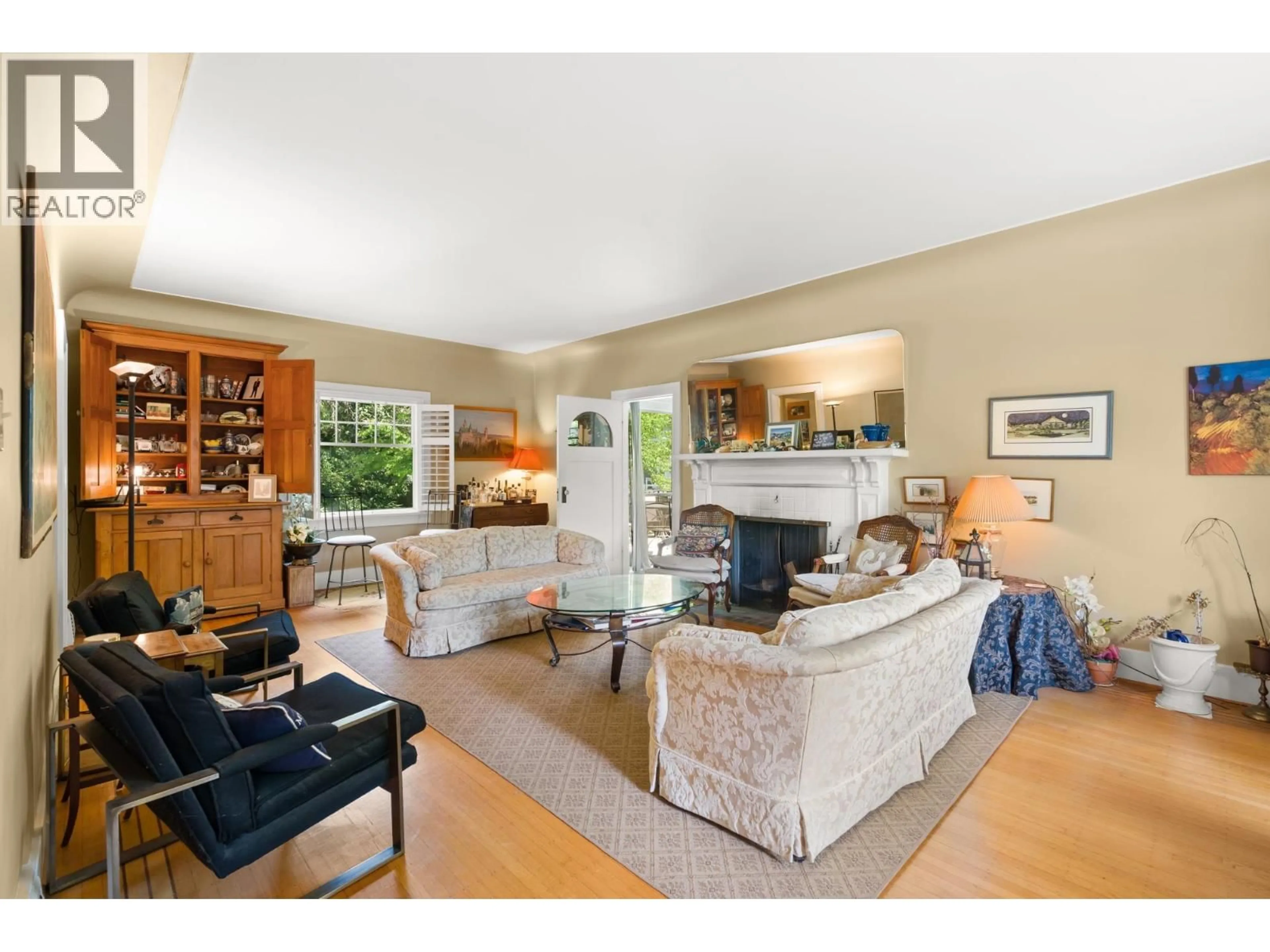 Living room with furniture, unknown for 5662 LABURNUM STREET, Vancouver British Columbia V6M3S8