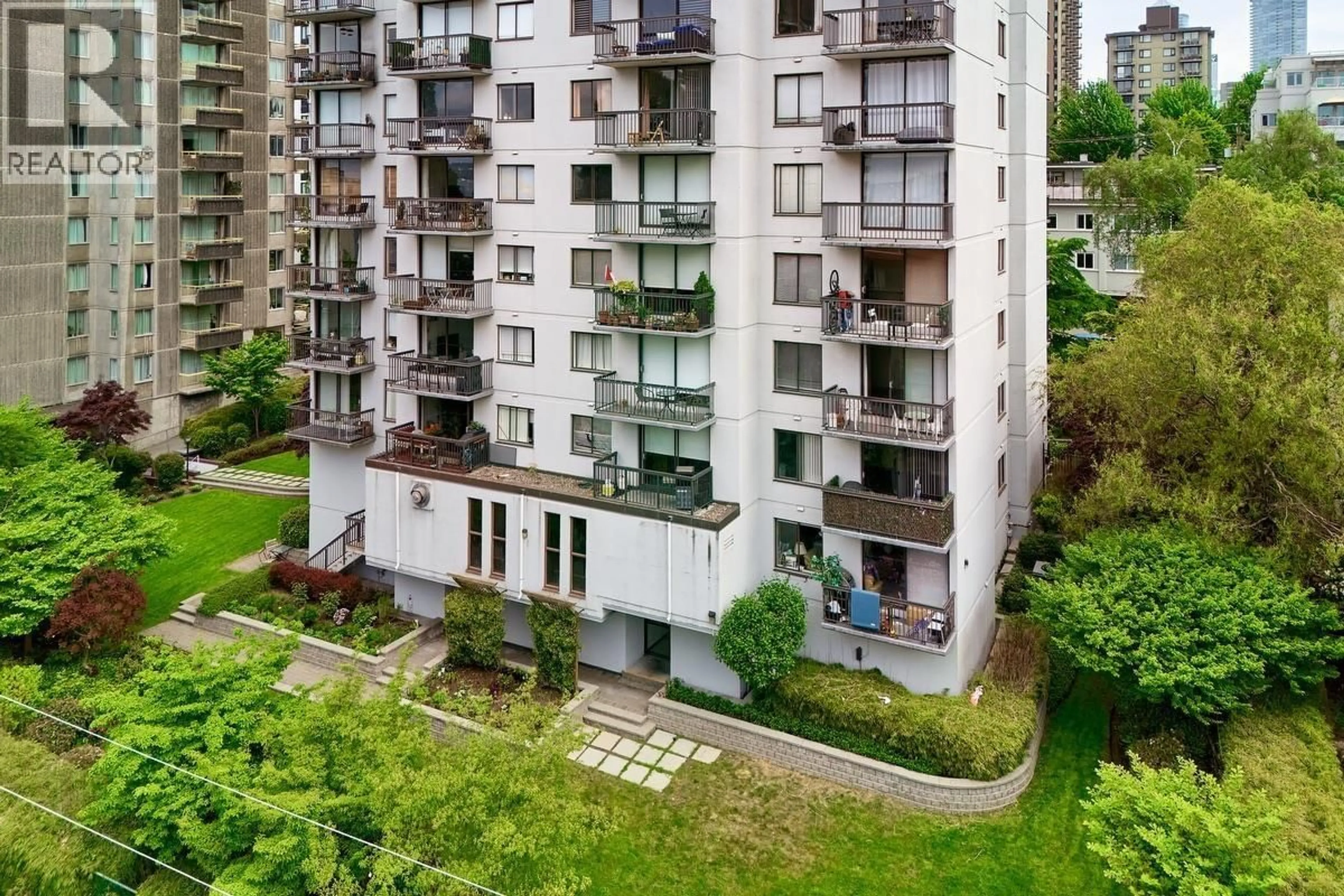 A pic from outside/outdoor area/front of a property/back of a property/a pic from drone, city buildings view from balcony for 307 - 1146 HARWOOD STREET, Vancouver British Columbia V6E3V1