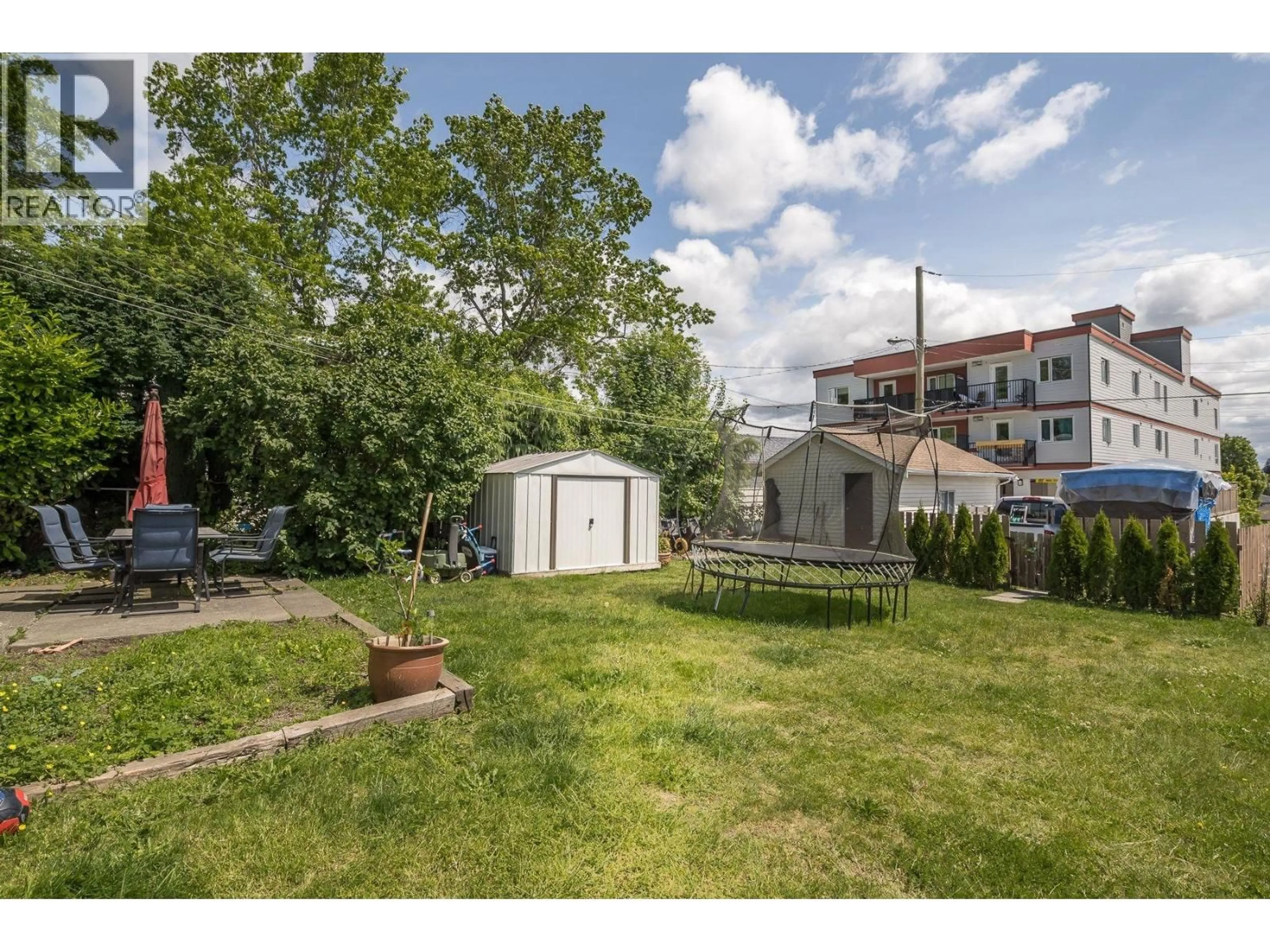 Patio, street for 3826 GLENDALE STREET, Vancouver British Columbia V5R1C5