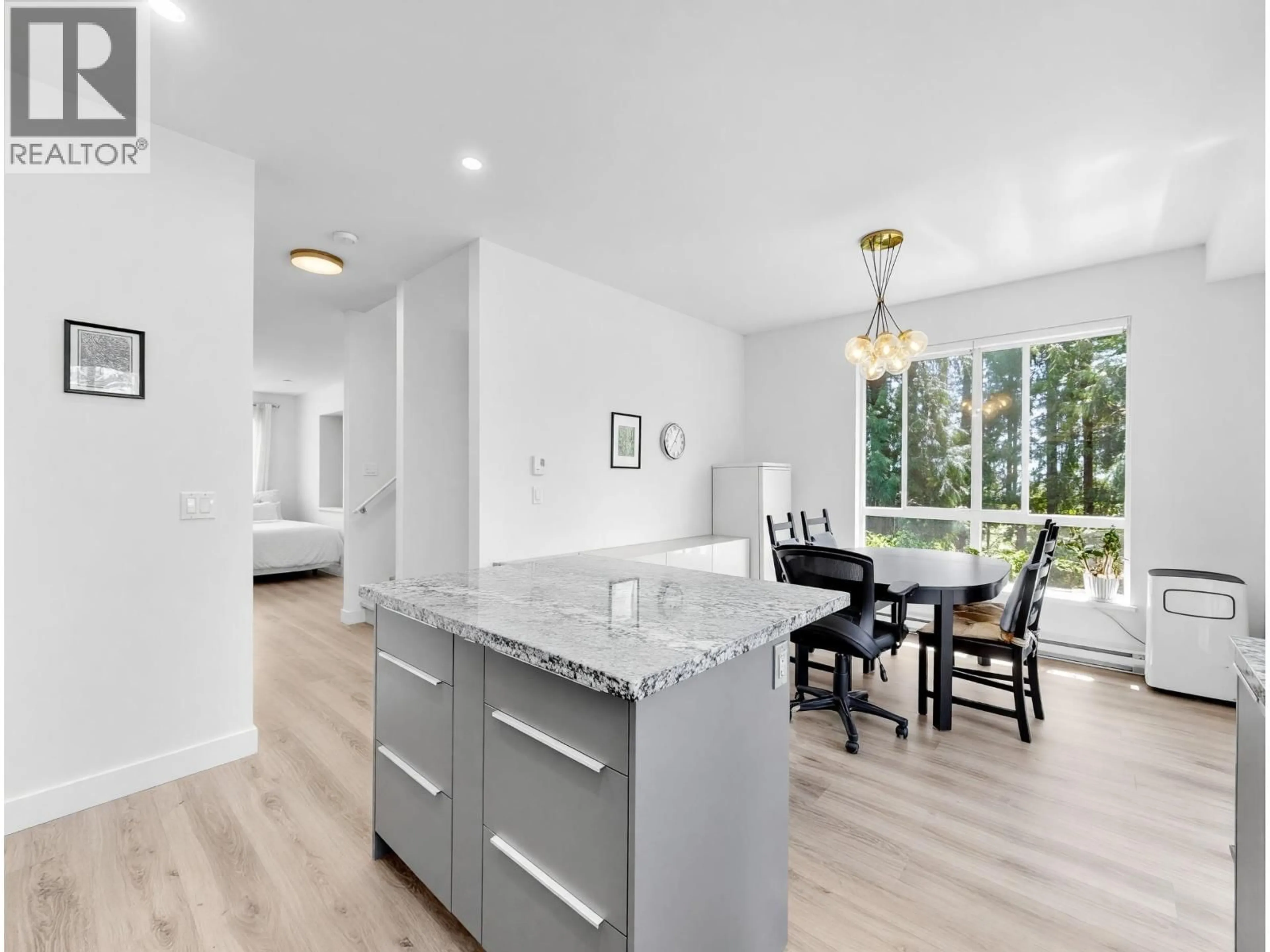 Open concept kitchen, unknown for 121 - 1480 SOUTHVIEW STREET, Coquitlam British Columbia V3E0G5
