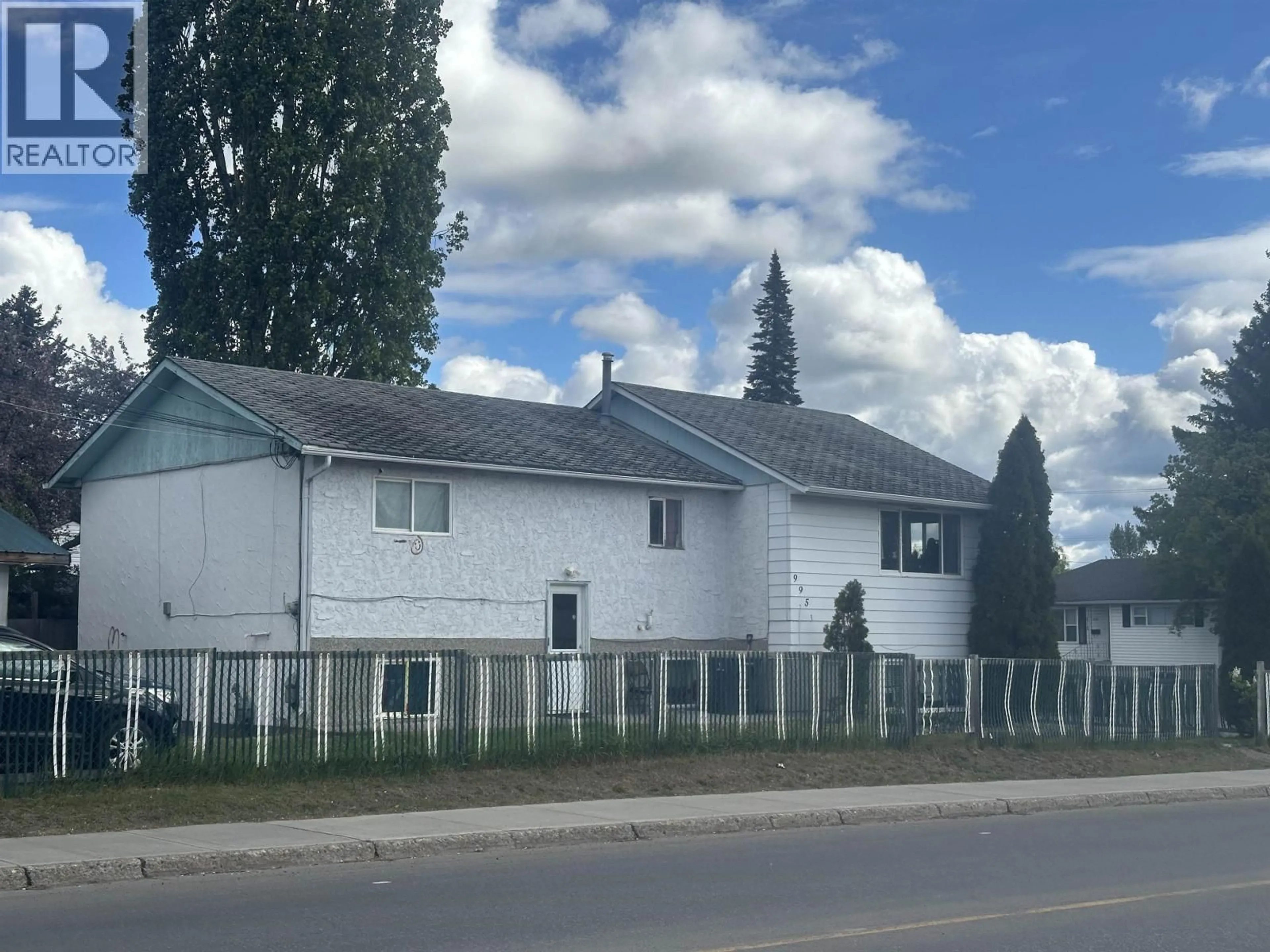 Unknown for 995 CARNEY STREET, Prince George British Columbia V2M2K8