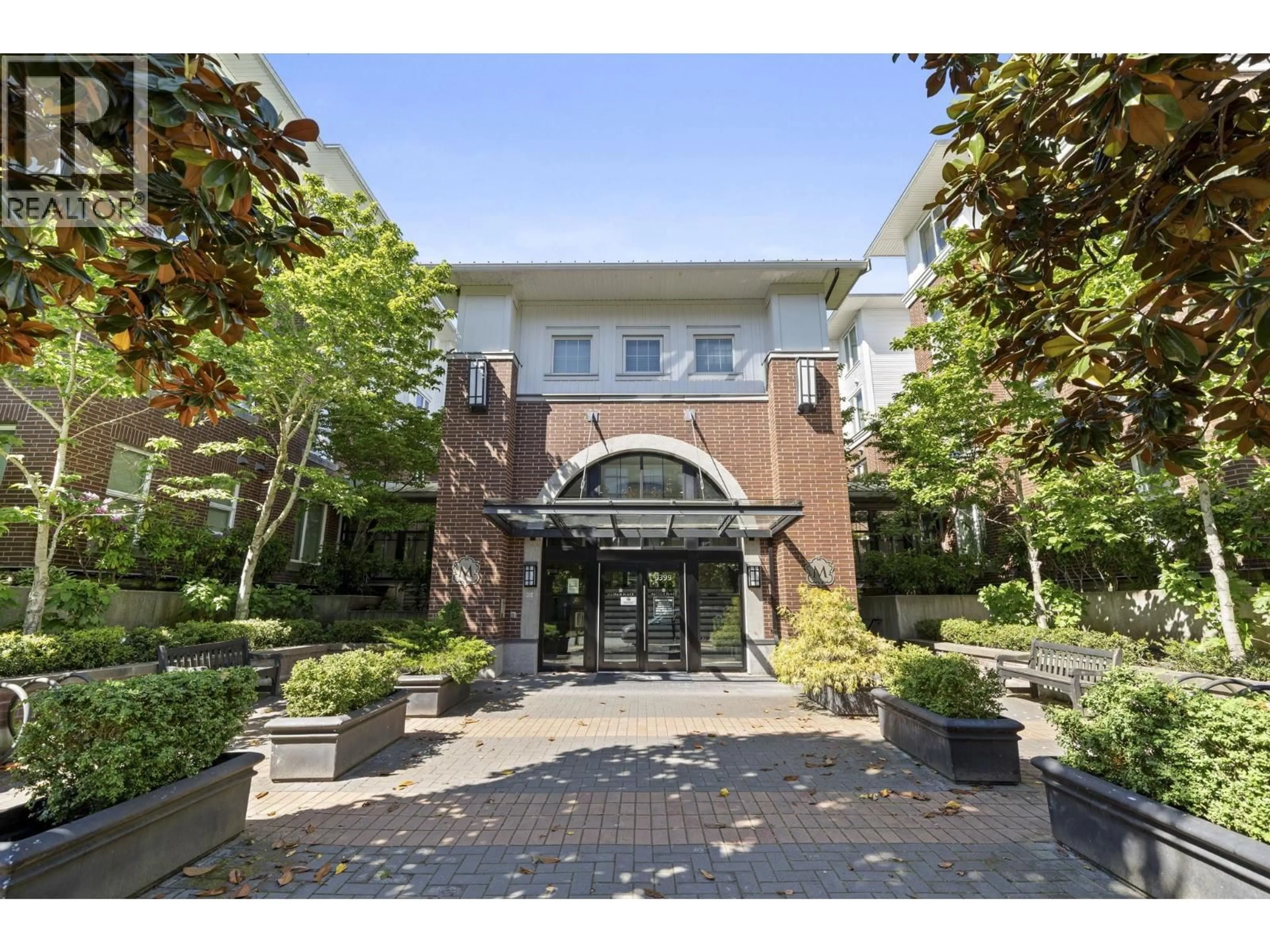 Indoor foyer for 412 - 9399 ODLIN ROAD, Richmond British Columbia V6X0J6