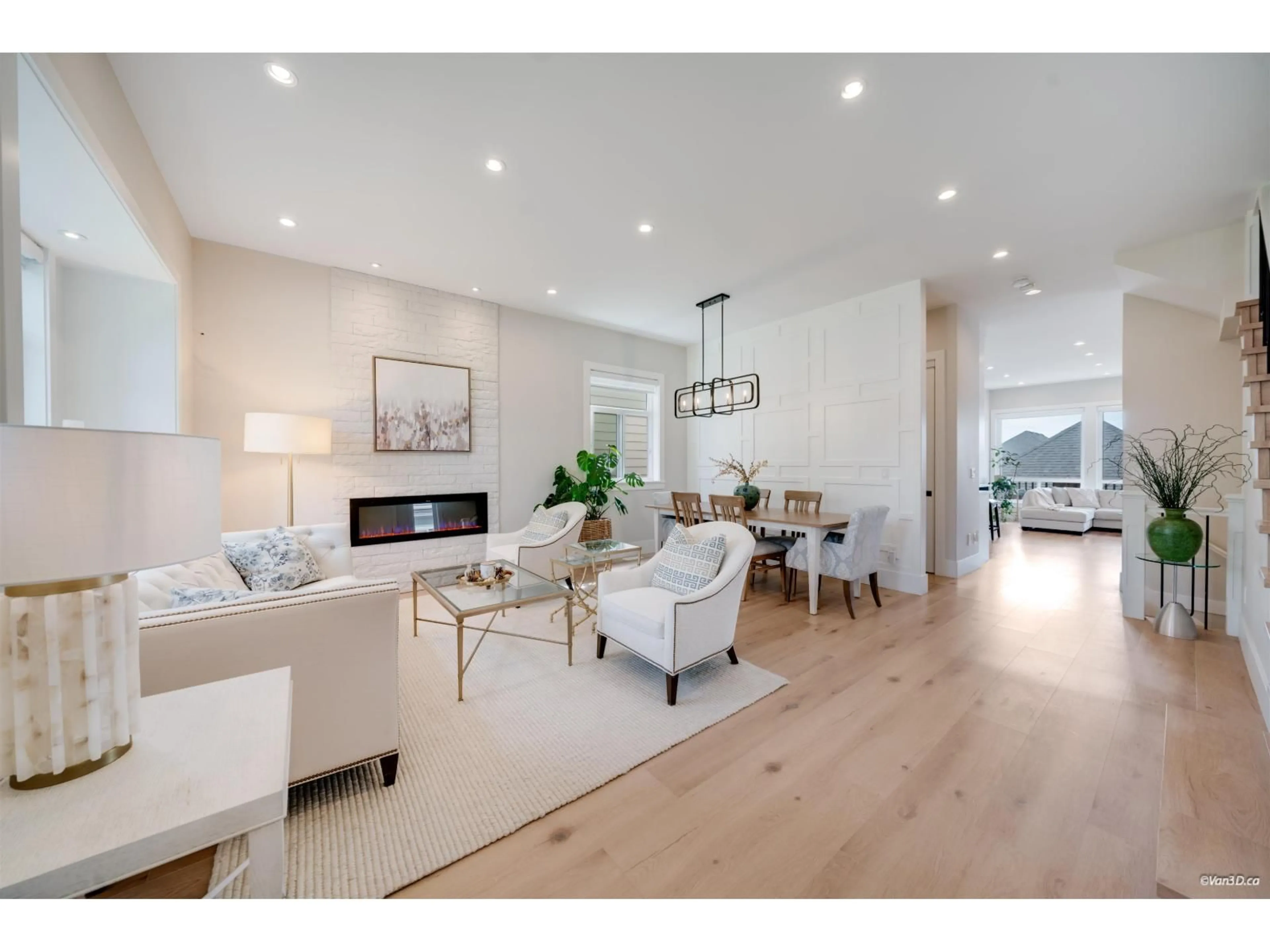 Living room with furniture, wood/laminate floor for 16778 20A AVENUE, Surrey British Columbia V3Z9M9