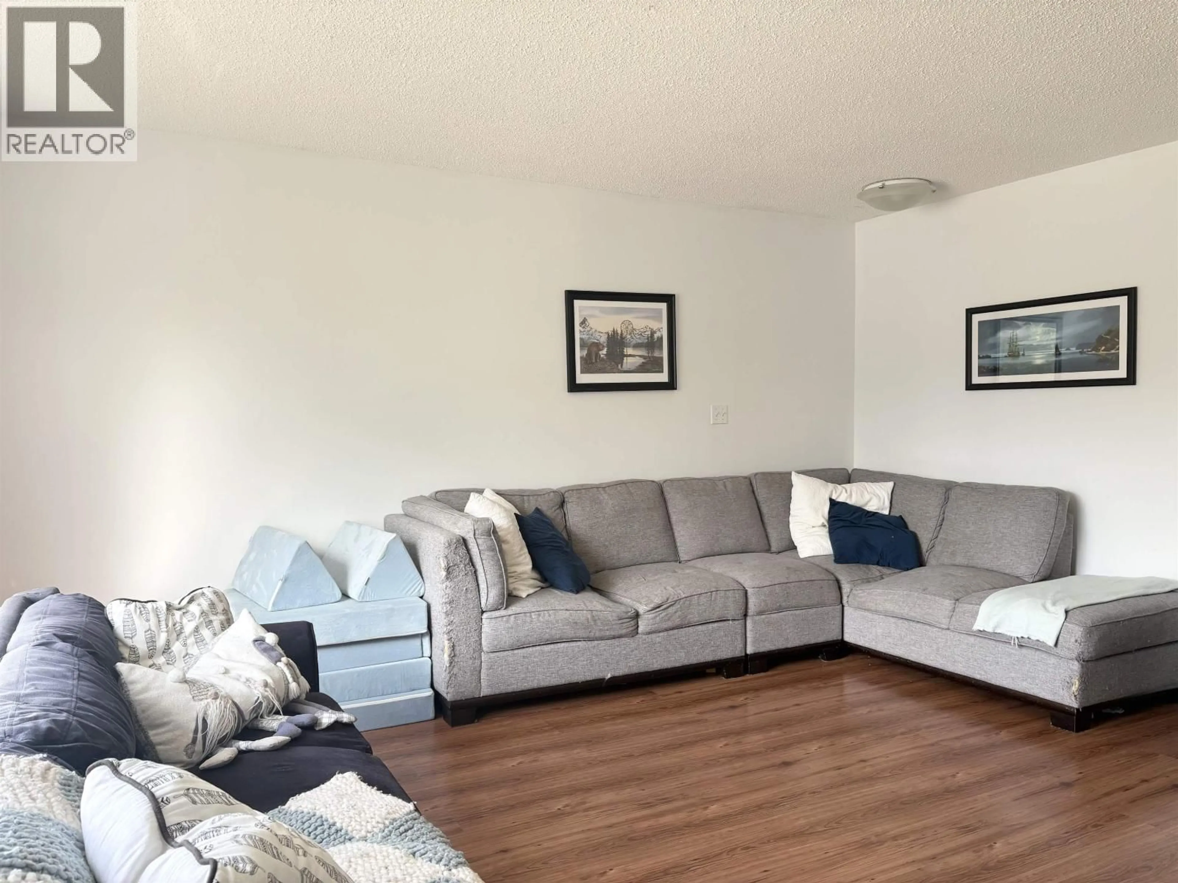 Living room with furniture, unknown for 1162 HANSARD CRESCENT, Prince George British Columbia V2N4K2