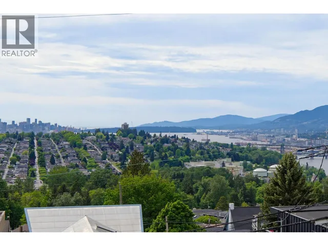 41 HYTHE AVENUE, Burnaby 2
