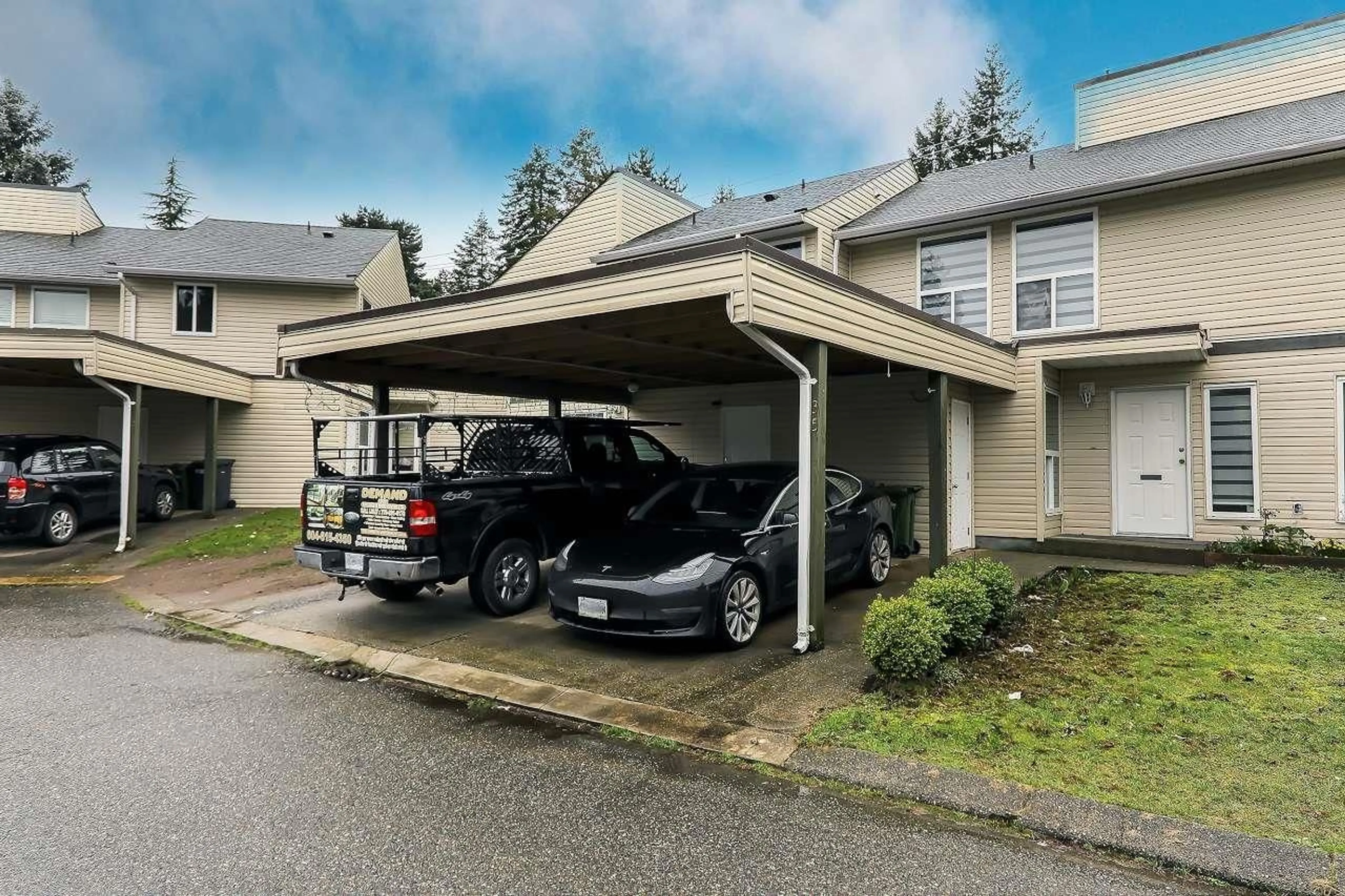 Unknown for 35 - 3030 TRETHEWEY STREET, Abbotsford British Columbia V2T4N2