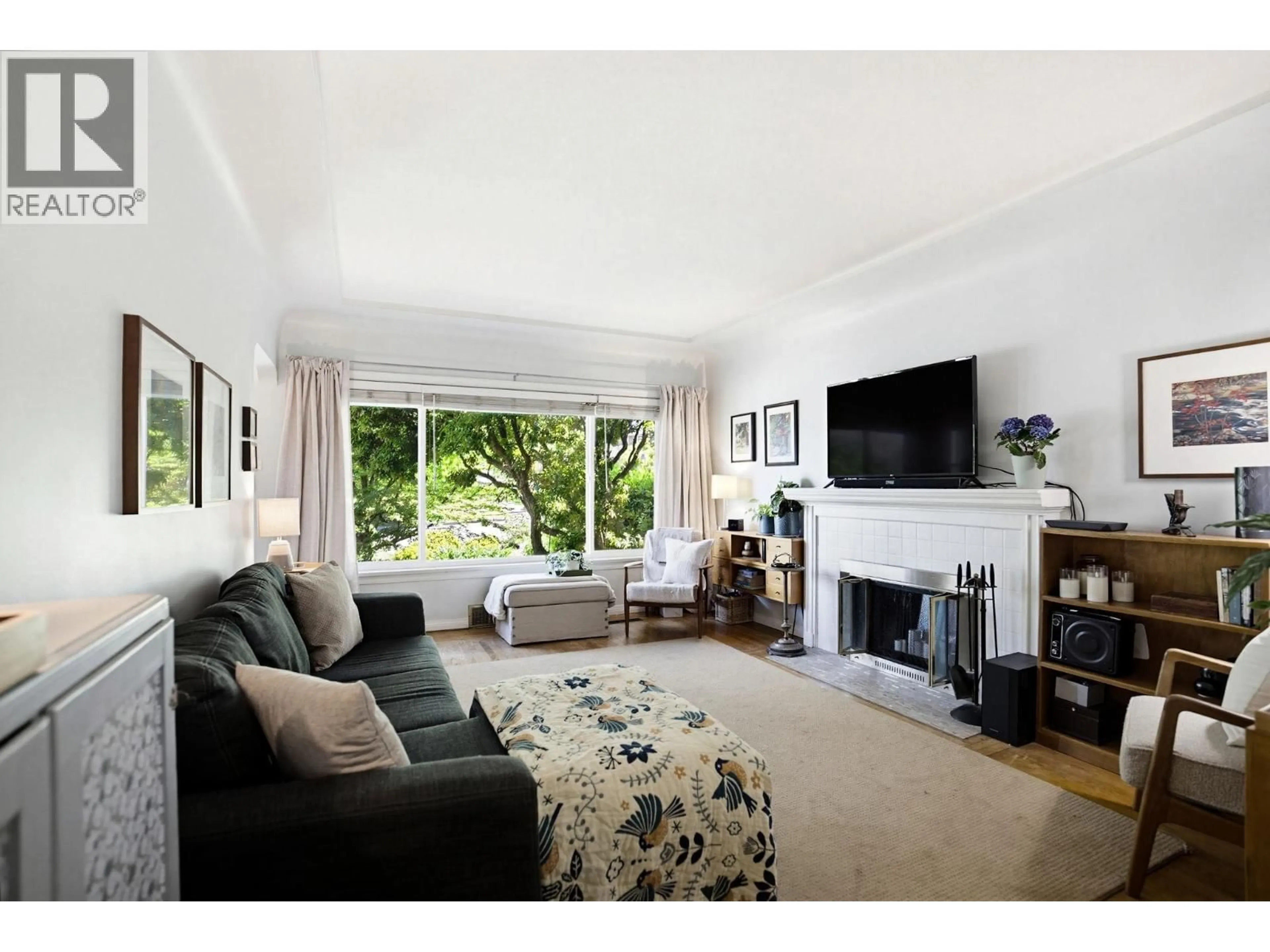 Living room with furniture, unknown for 4291 BRANT STREET, Vancouver British Columbia V5N5B5