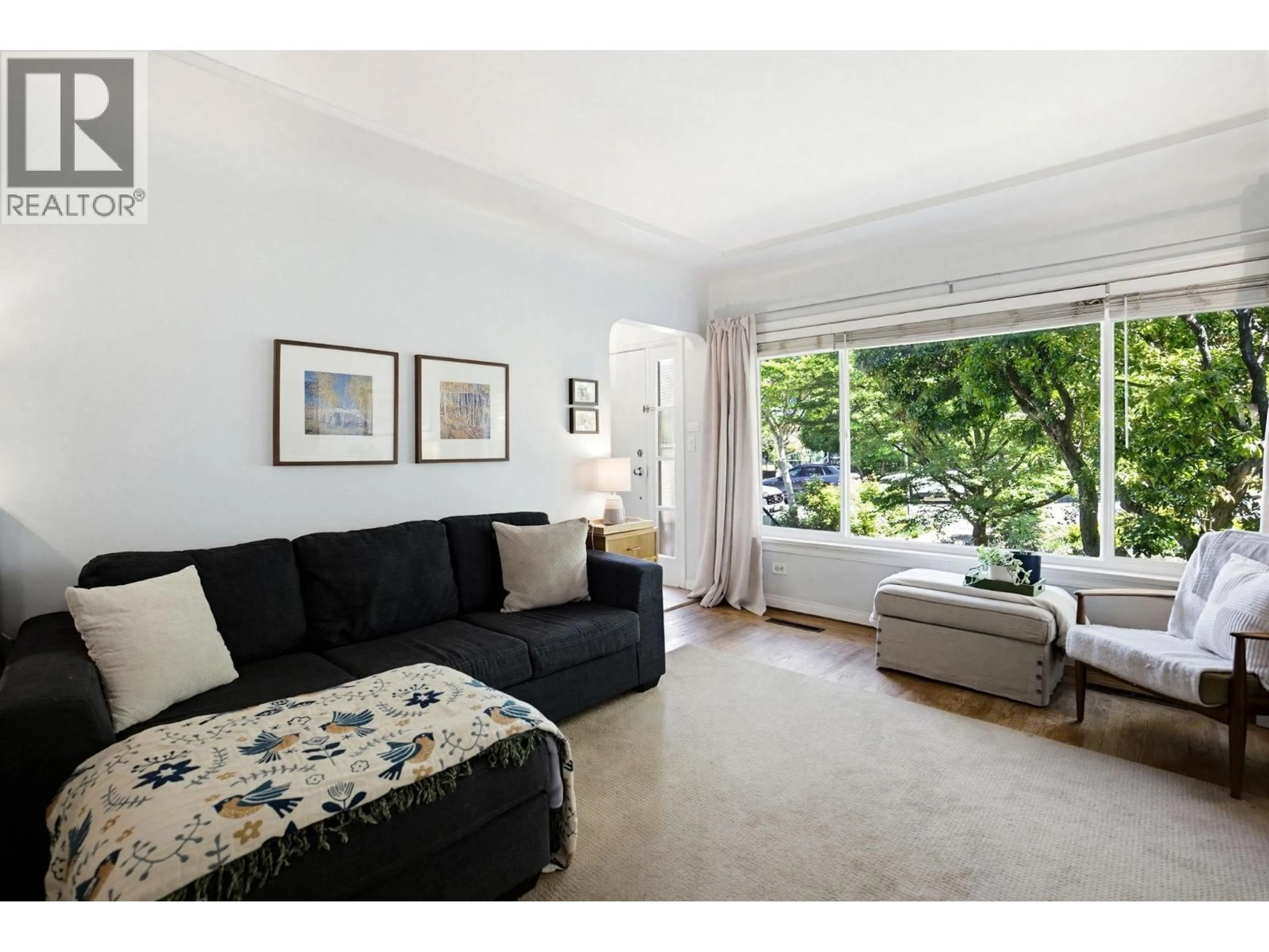 Living room with furniture, unknown for 4291 BRANT STREET, Vancouver British Columbia V5N5B5