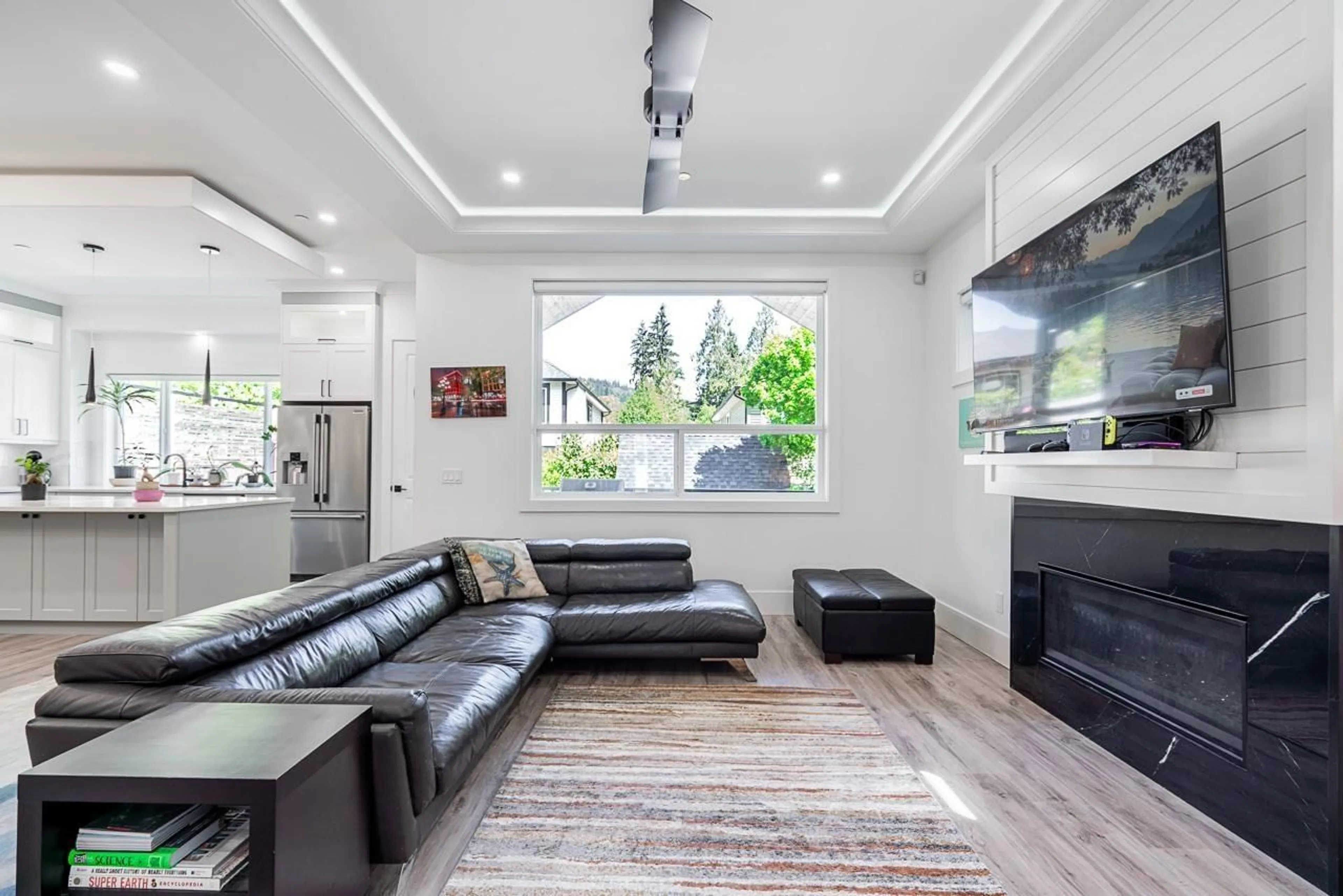 Living room with furniture, unknown for 2 - 4581 SUMAS MOUNTAIN ROAD, Abbotsford British Columbia V3G2H9