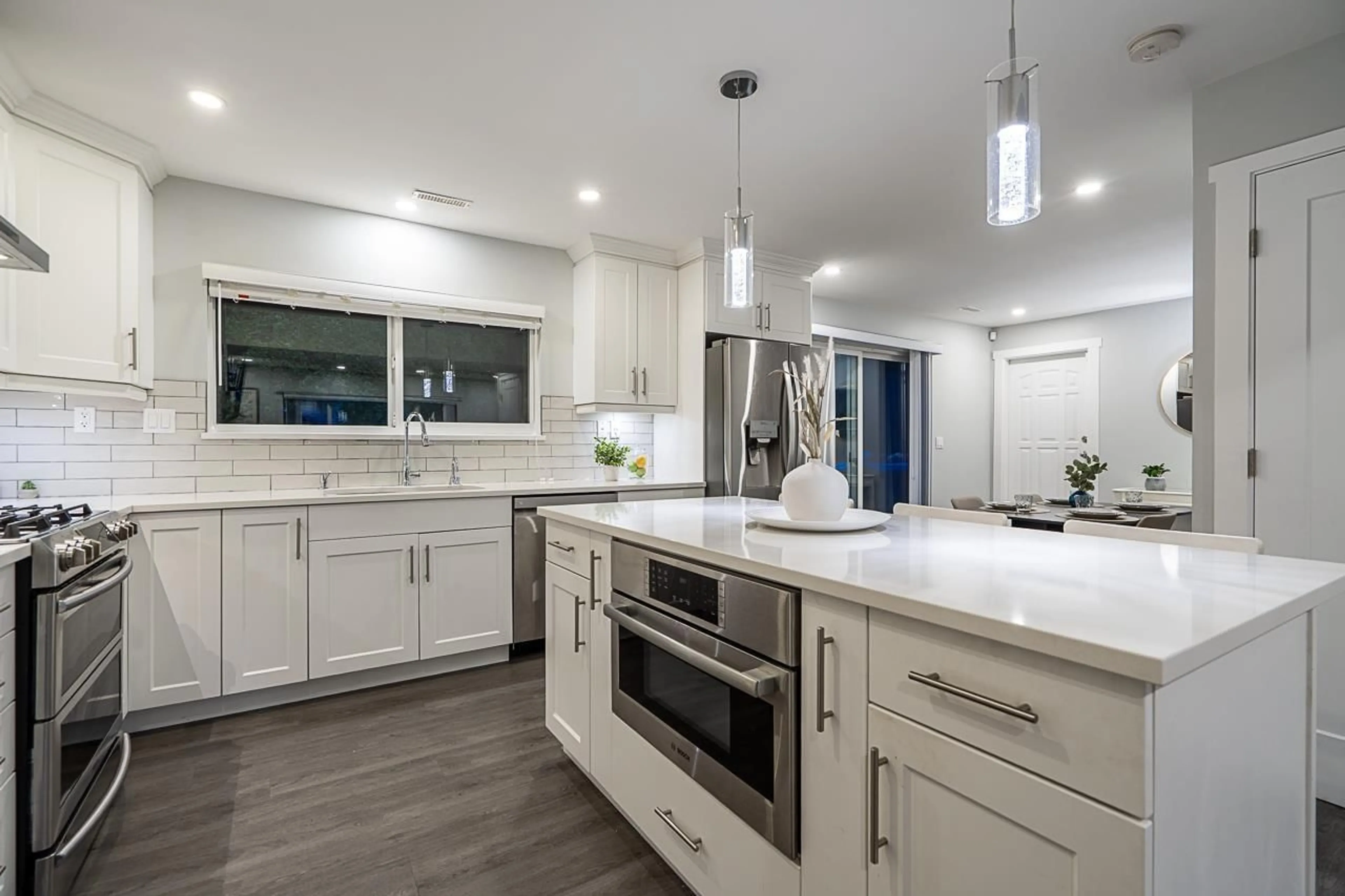 Open concept kitchen, unknown for 27527 31A AVENUE, Langley British Columbia V4W3L2