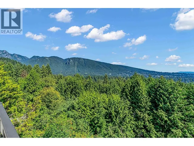 574 ST. ANDREWS PLACE, West Vancouver 4