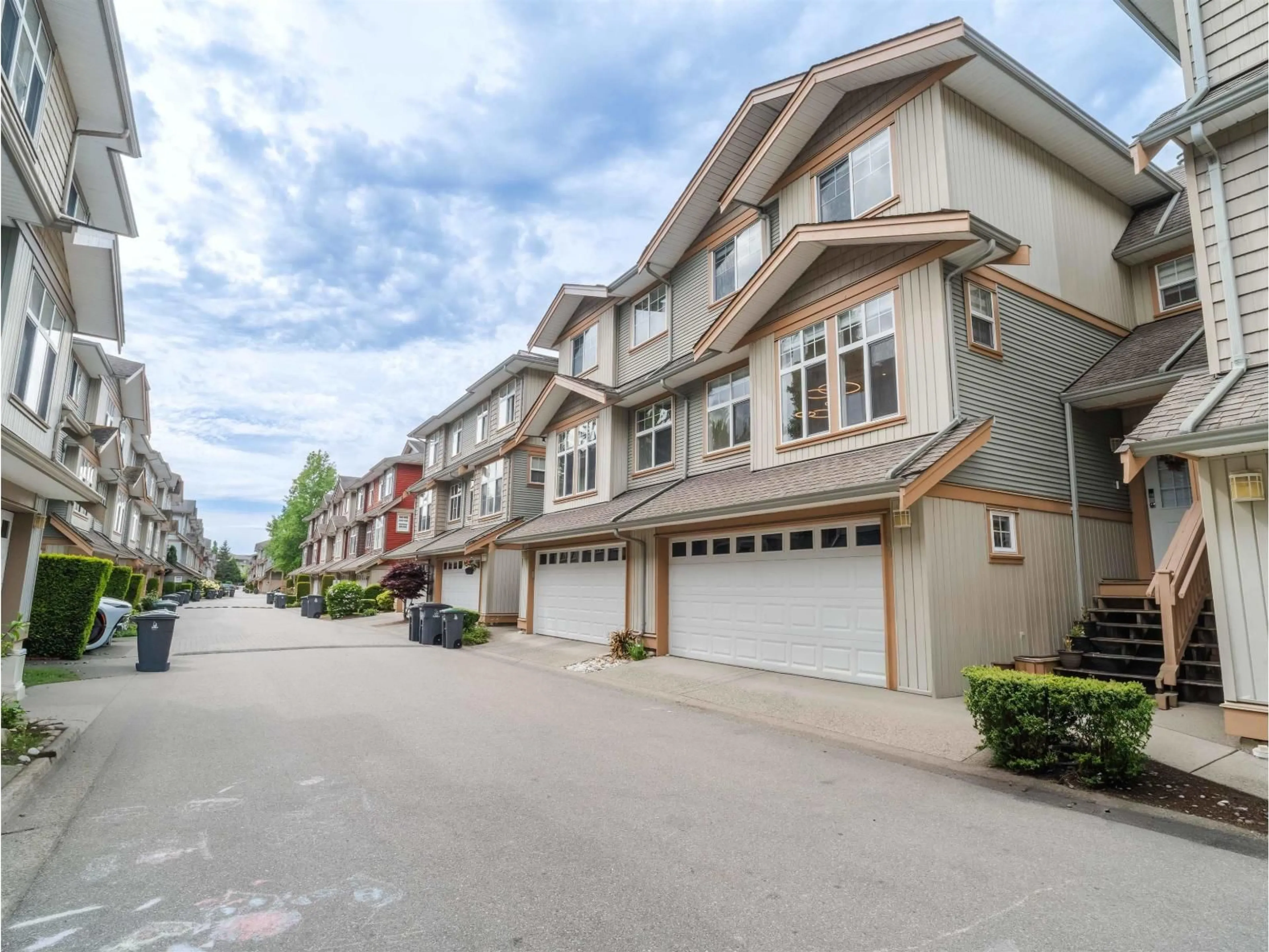 Unknown for 47 - 7518 138 STREET, Surrey British Columbia V3W1S1