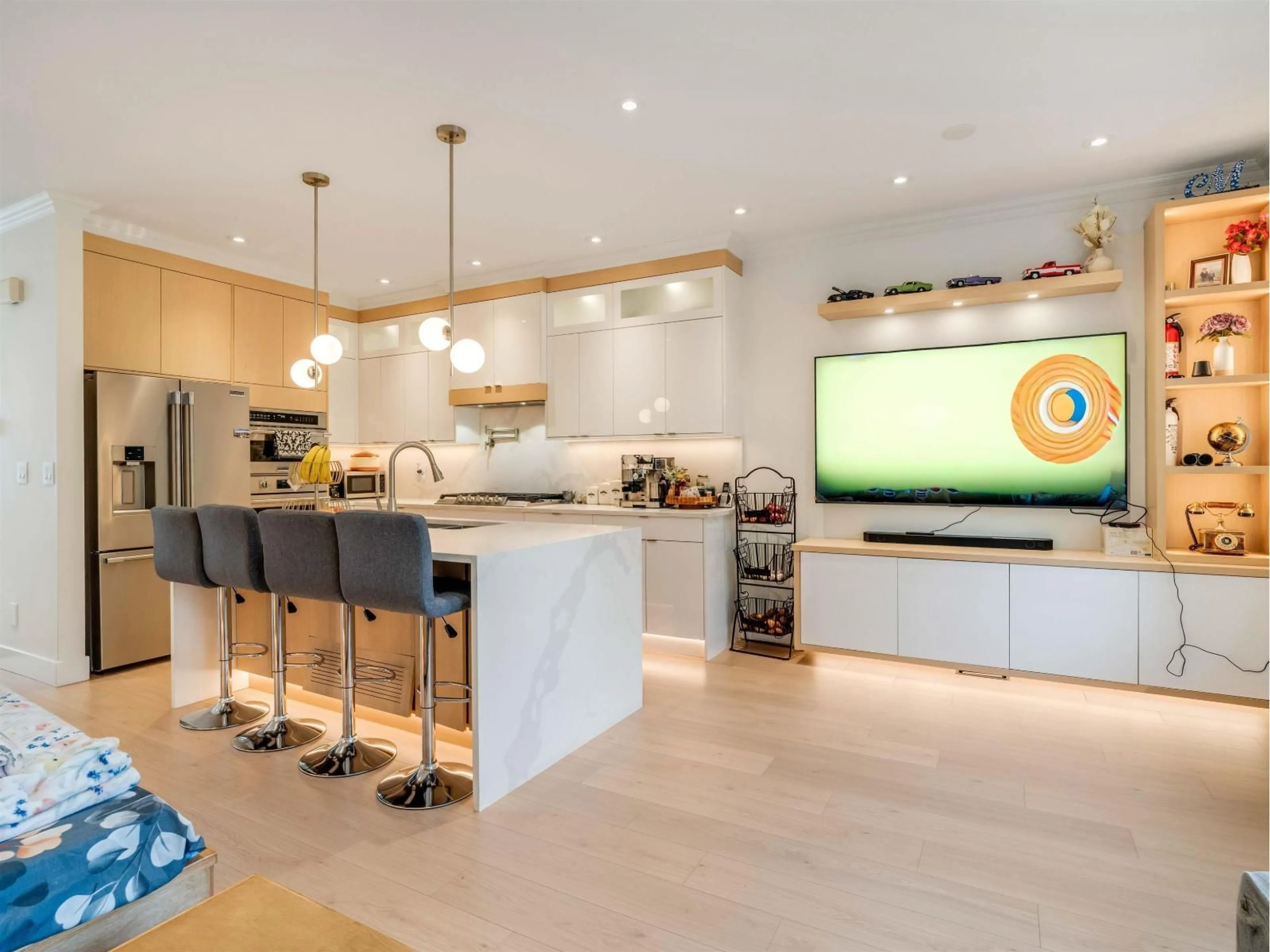 Open concept kitchen, unknown for 47 - 7518 138 STREET, Surrey British Columbia V3W1S1