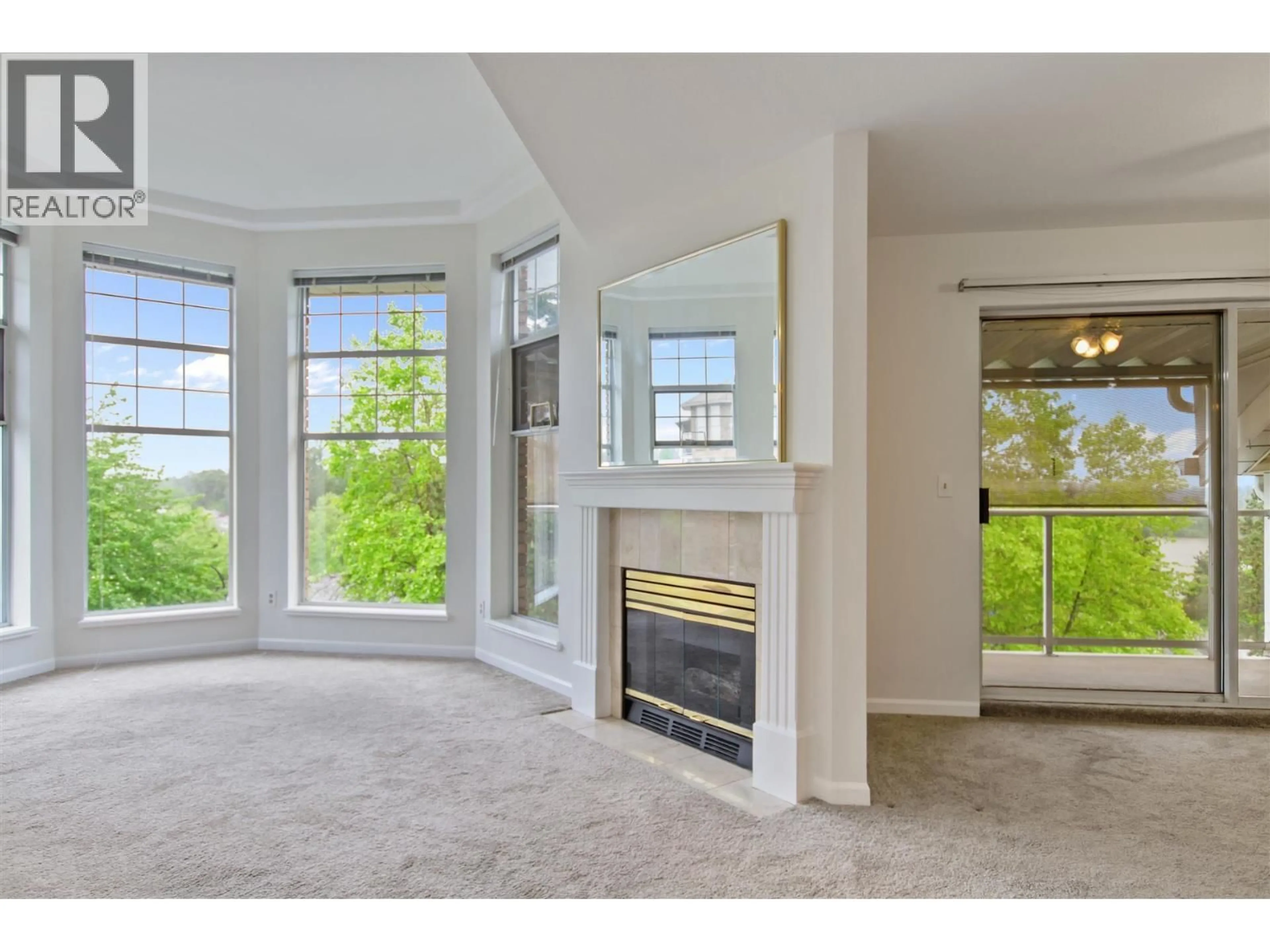 A pic of a room for 325 - 22611 116 AVENUE, Maple Ridge British Columbia V2X0W7