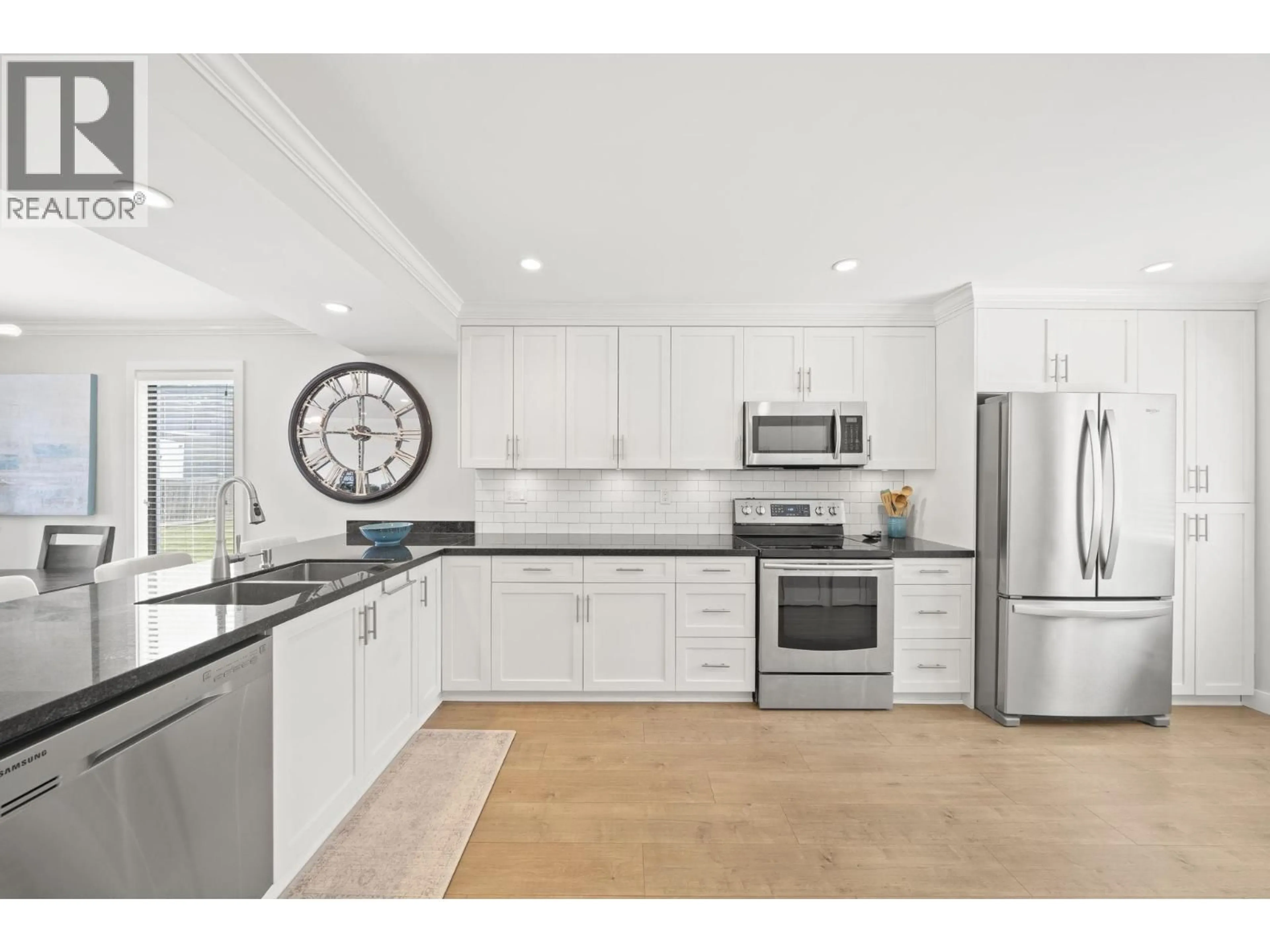 Open concept kitchen, ceramic/tile floor for 43 - 4800 TRIMARAN DRIVE, Richmond British Columbia V7E4Y7