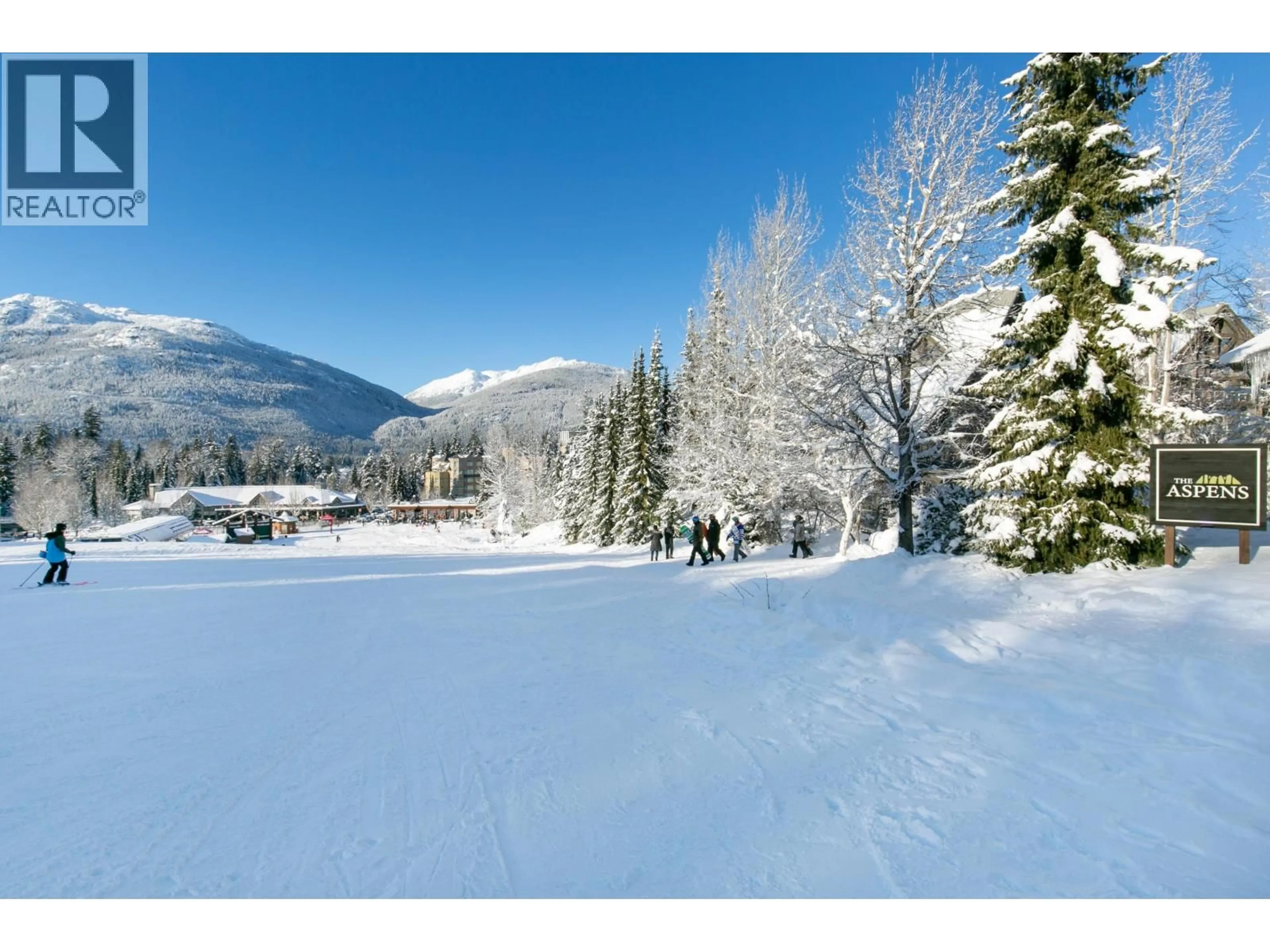 A pic from outside/outdoor area/front of a property/back of a property/a pic from drone, mountain view for 562 - 4800 SPEARHEAD DRIVE, Whistler British Columbia V8E1G1