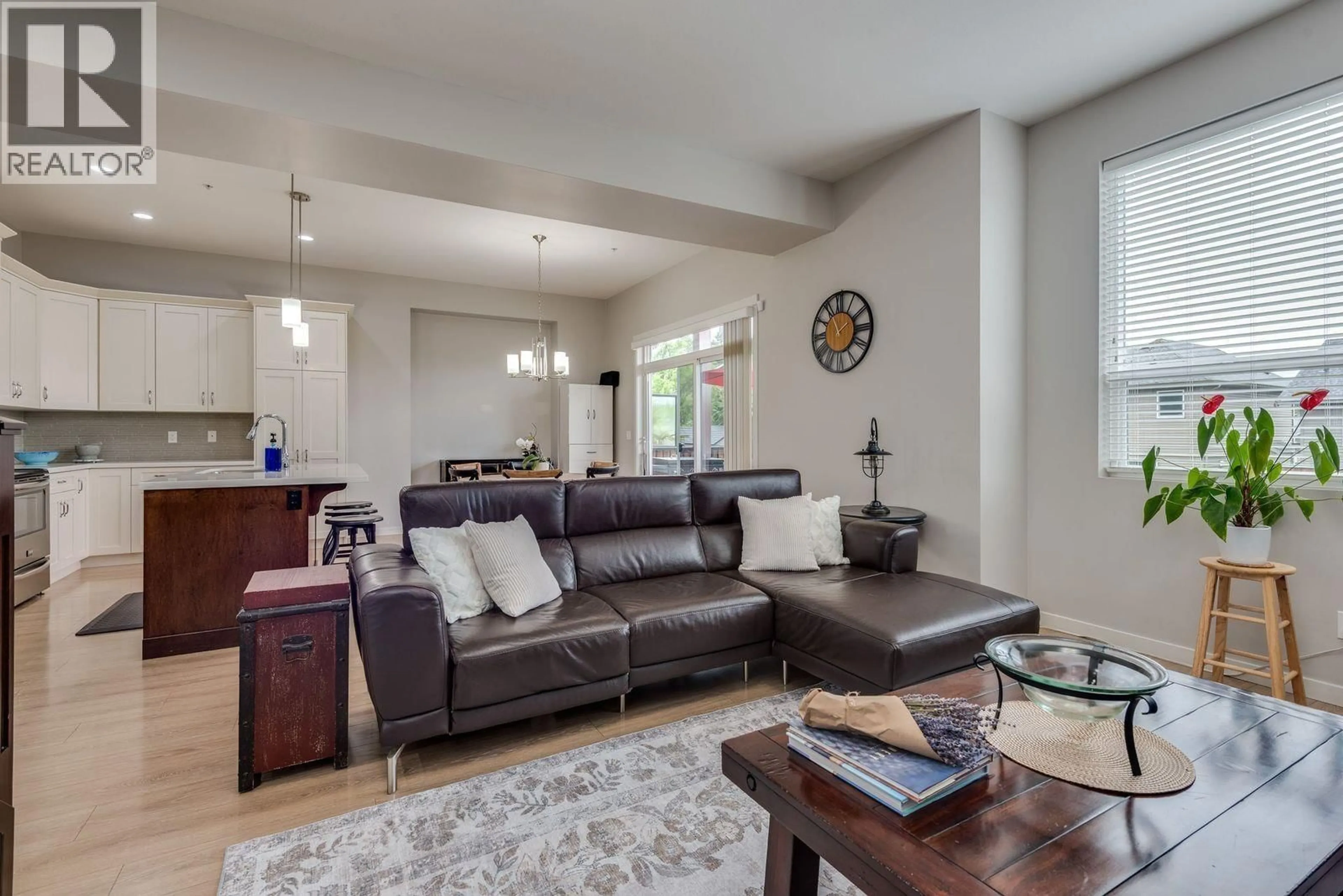 Living room with furniture, unknown for 24406 113 AVENUE, Maple Ridge British Columbia V2W0H4