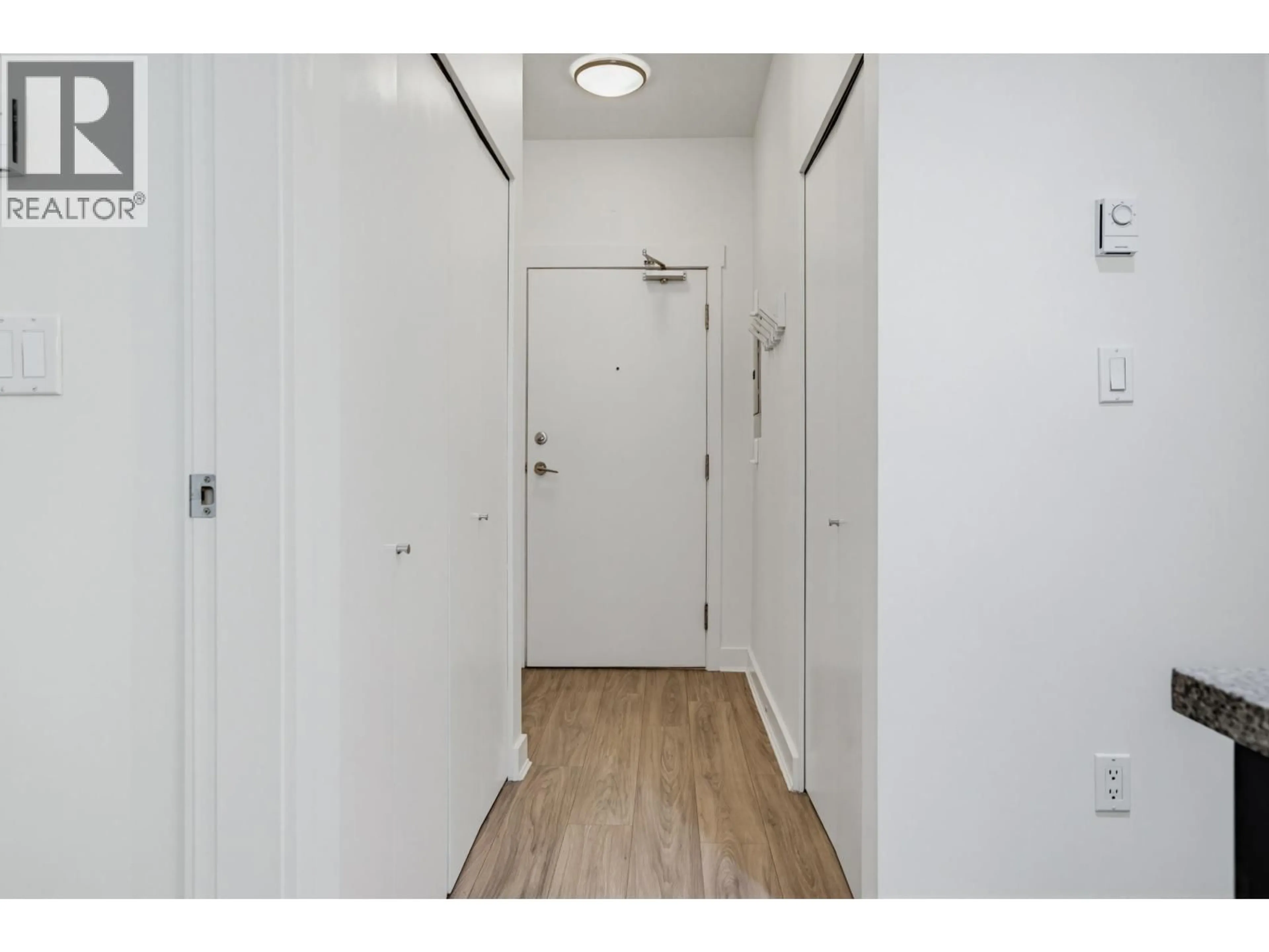 Indoor entryway for 219 - 2368 MARPOLE AVENUE, Port Coquitlam British Columbia V3C0B4