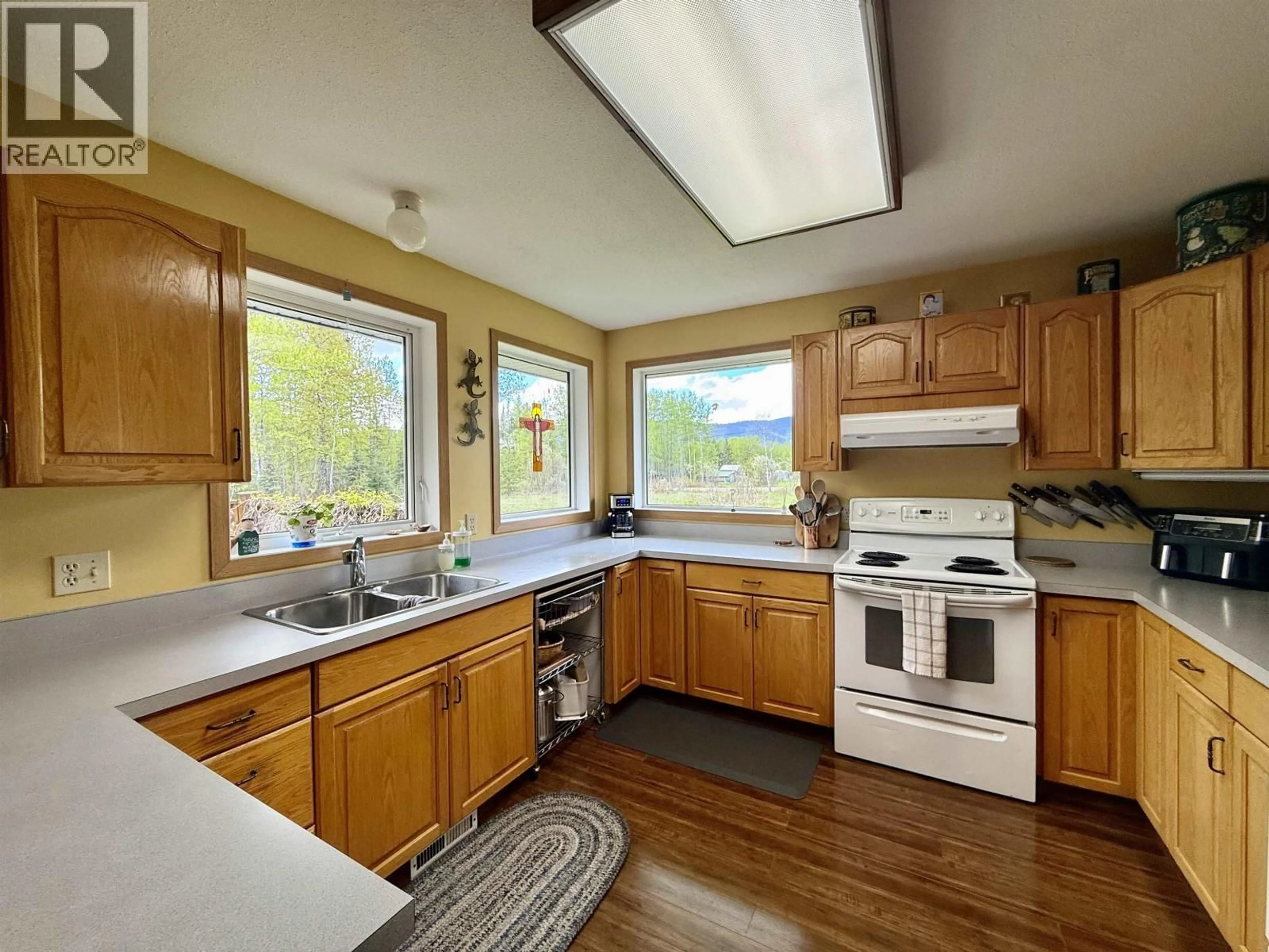 Standard kitchen, unknown for 2186 LUBBERS ROAD, Smithers British Columbia V0J2N6