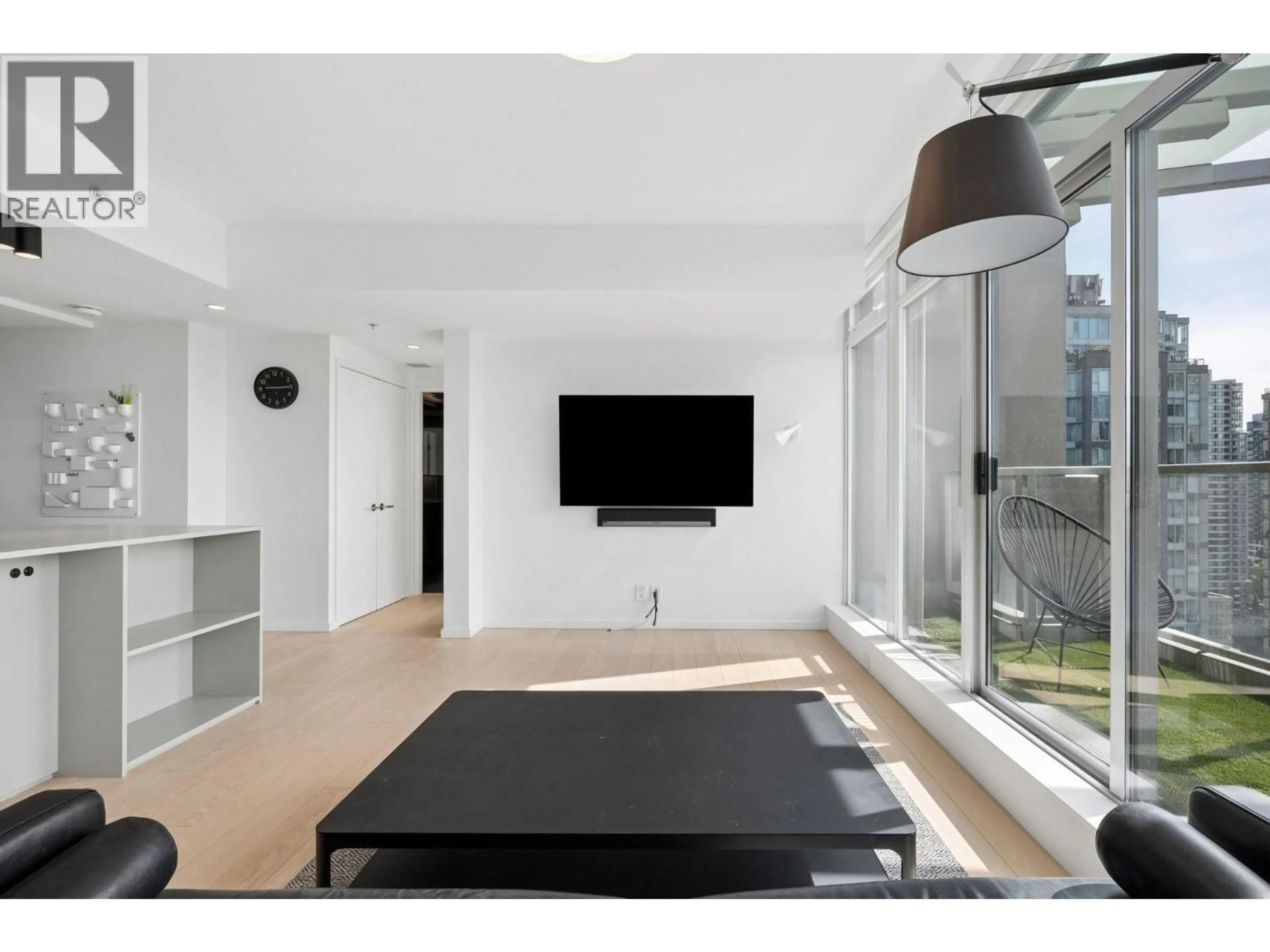 Unknown for 2005 - 1055 RICHARDS STREET, Vancouver British Columbia V6B0C2