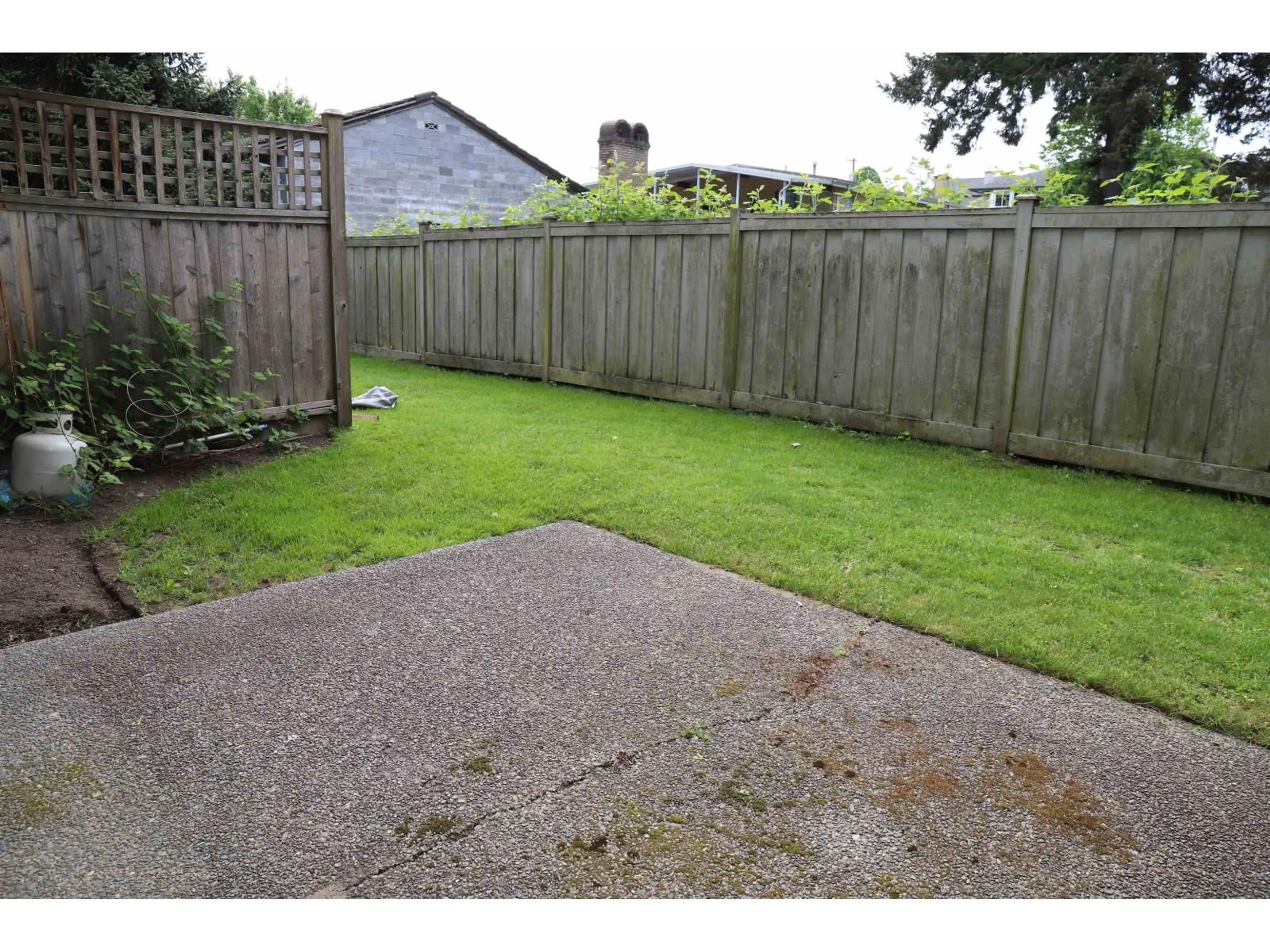 Unknown for 104 - 8060 121A STREET, Surrey British Columbia V3W0S5