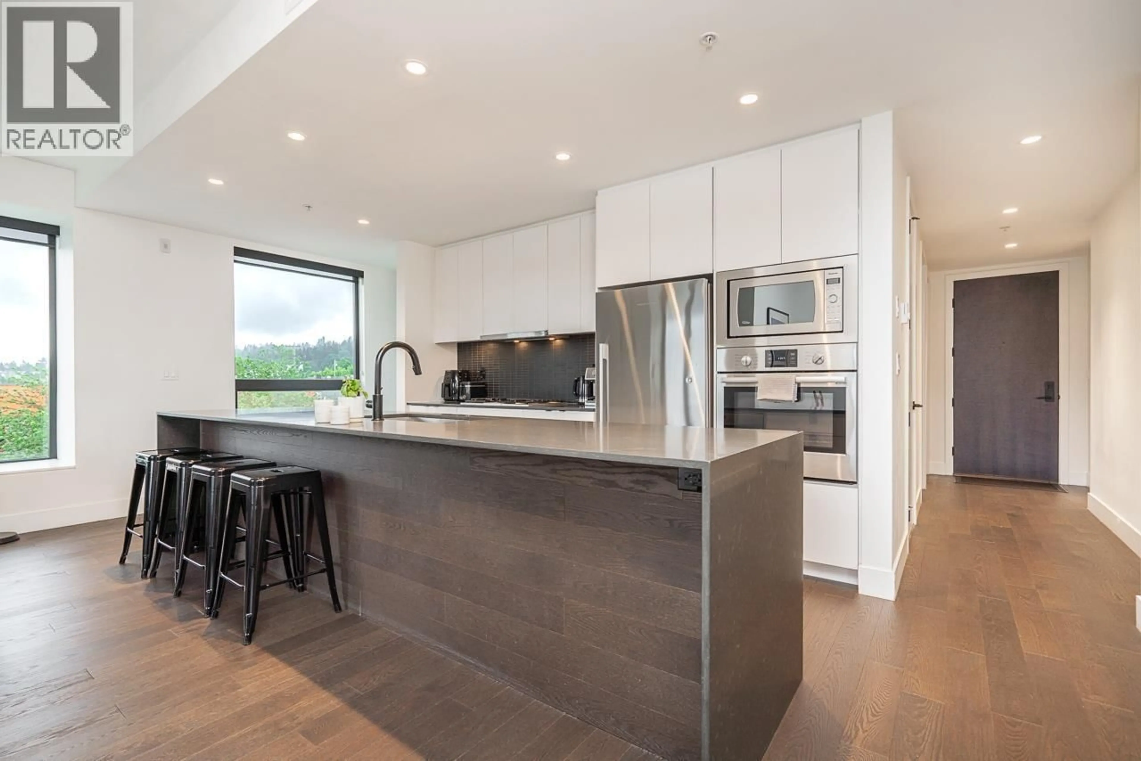 Contemporary kitchen, unknown for 309 - 83 MOODY STREET, Port Moody British Columbia V3H0K7