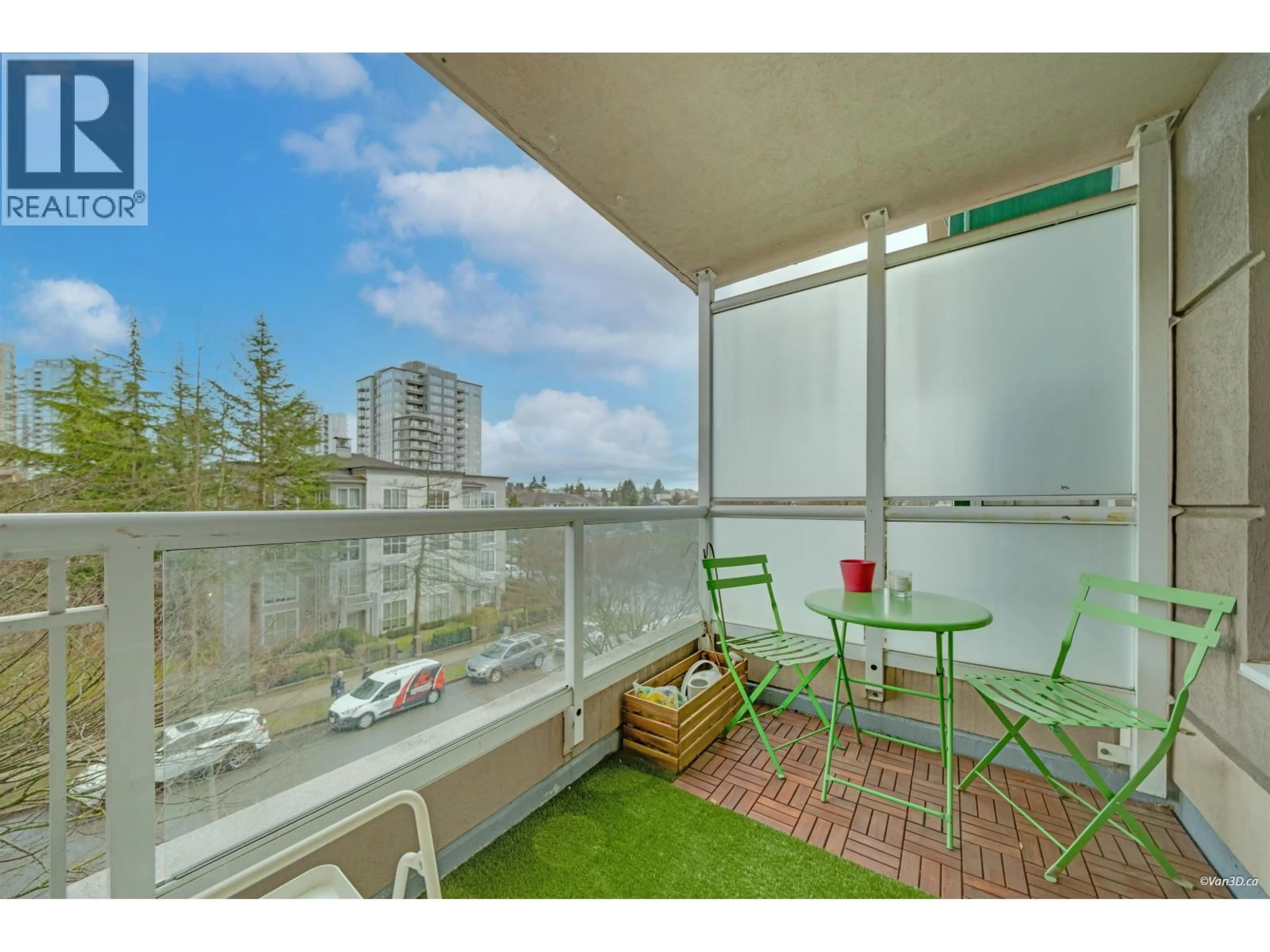 Balcony in the apartment, water/lake/river/ocean view for 303 - 5189 GASTON STREET, Vancouver British Columbia V5R6C7