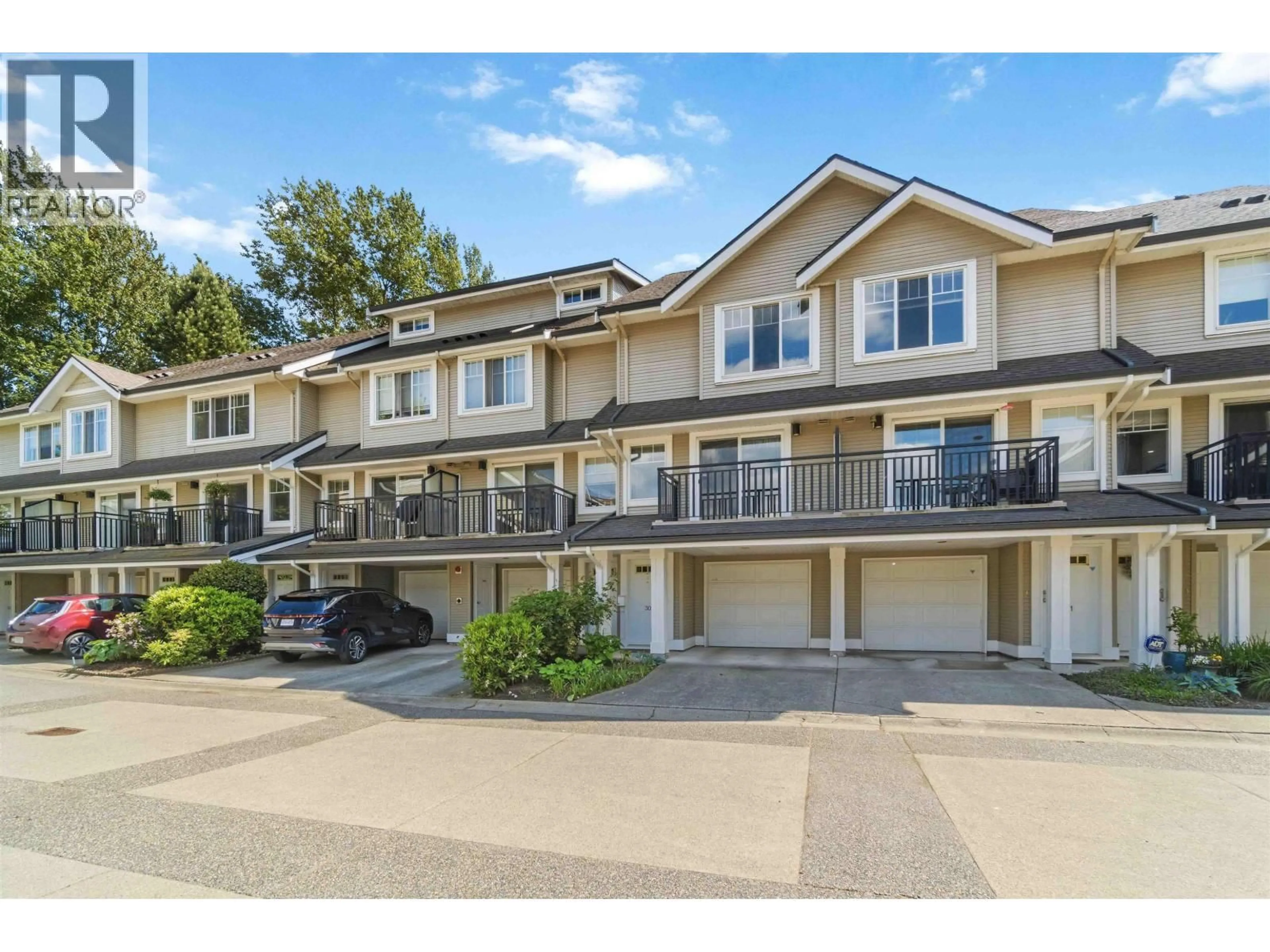 A pic from outside/outdoor area/front of a property/back of a property/a pic from drone, water/lake/river/ocean view for 30 - 2927 FREMONT STREET, Port Coquitlam British Columbia V3B7X8