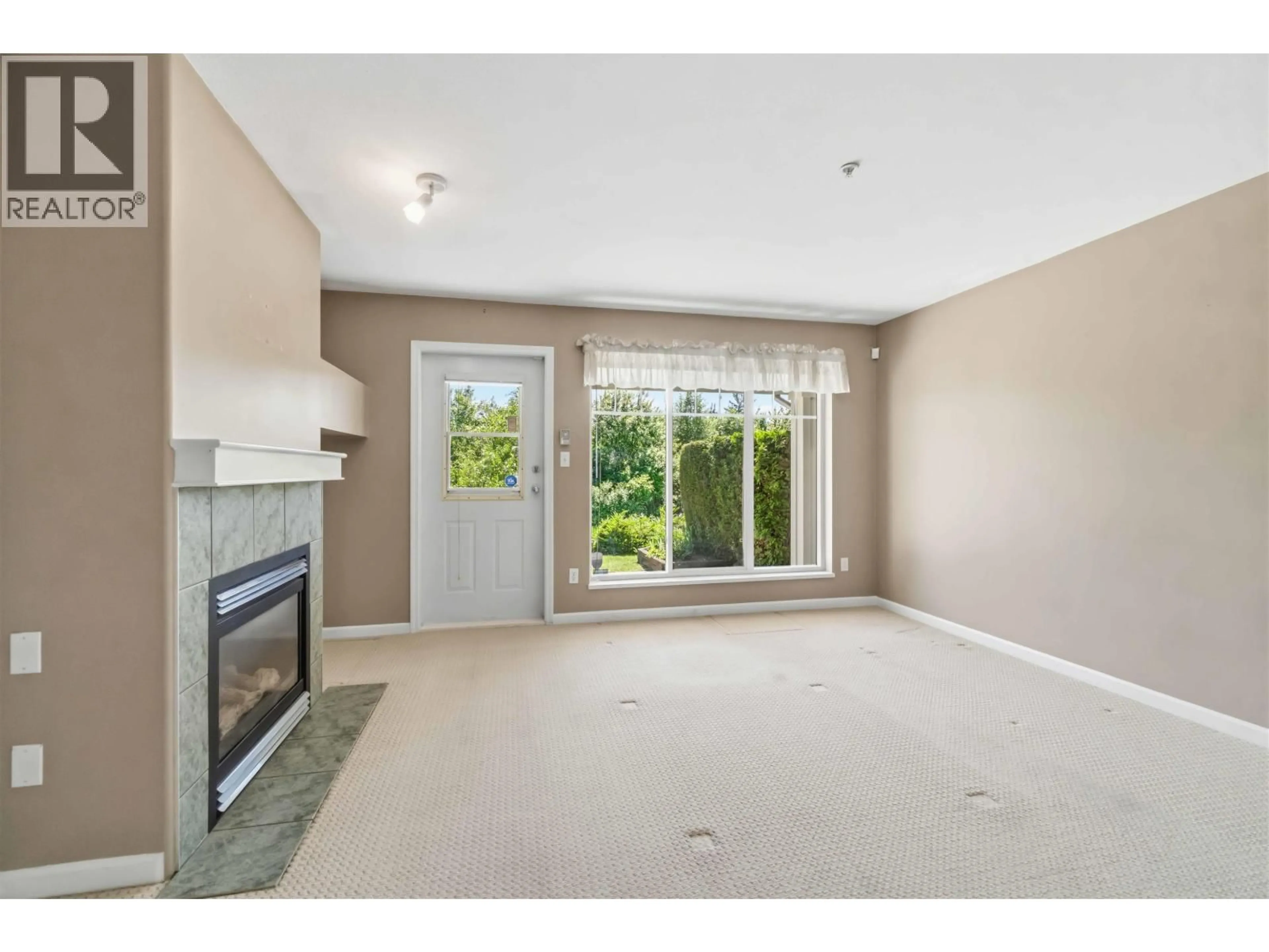 A pic of a room for 30 - 2927 FREMONT STREET, Port Coquitlam British Columbia V3B7X8