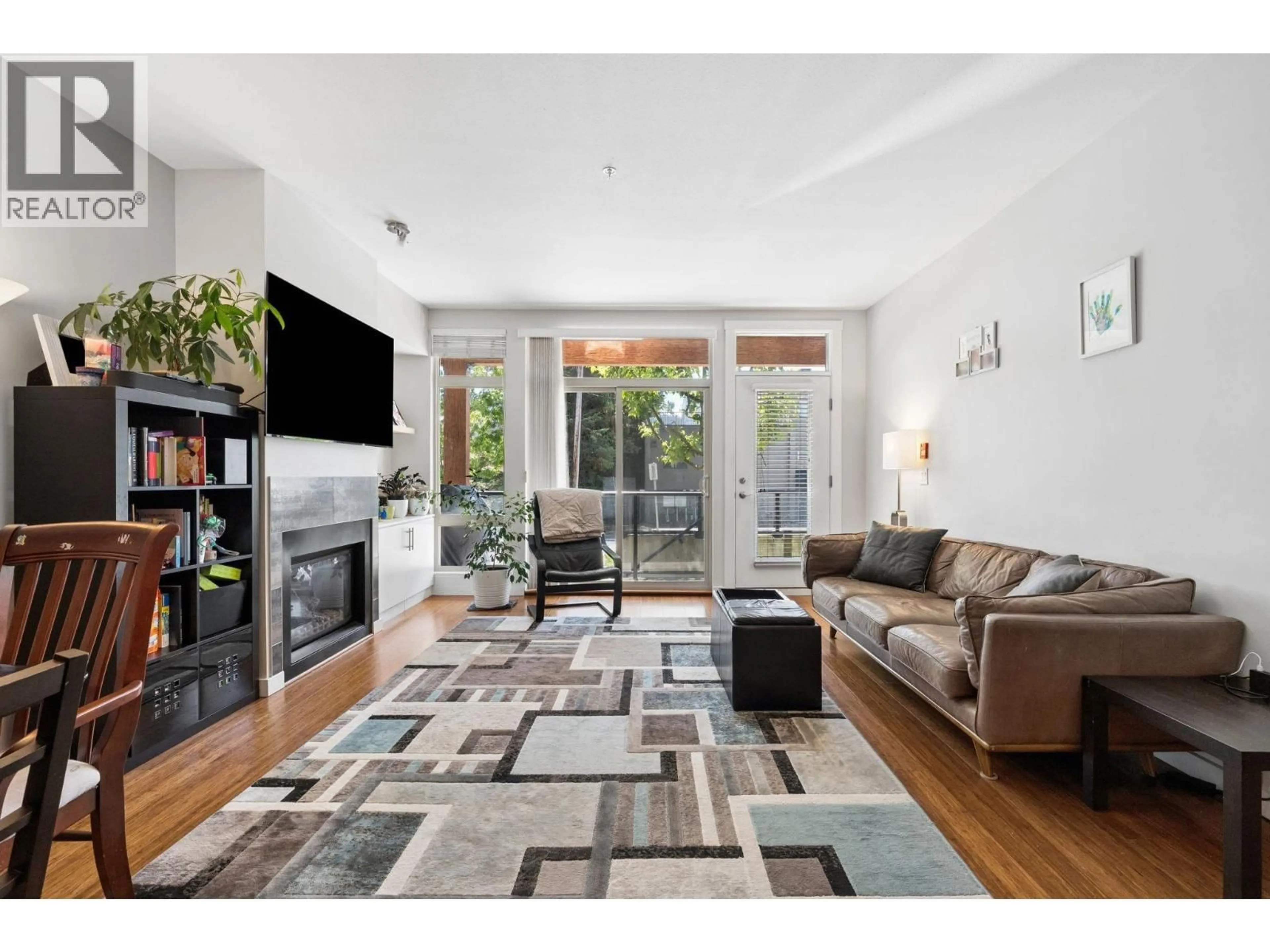 Living room with furniture, unknown for 1 - 6233 LONDON ROAD, Richmond British Columbia V7E3S3