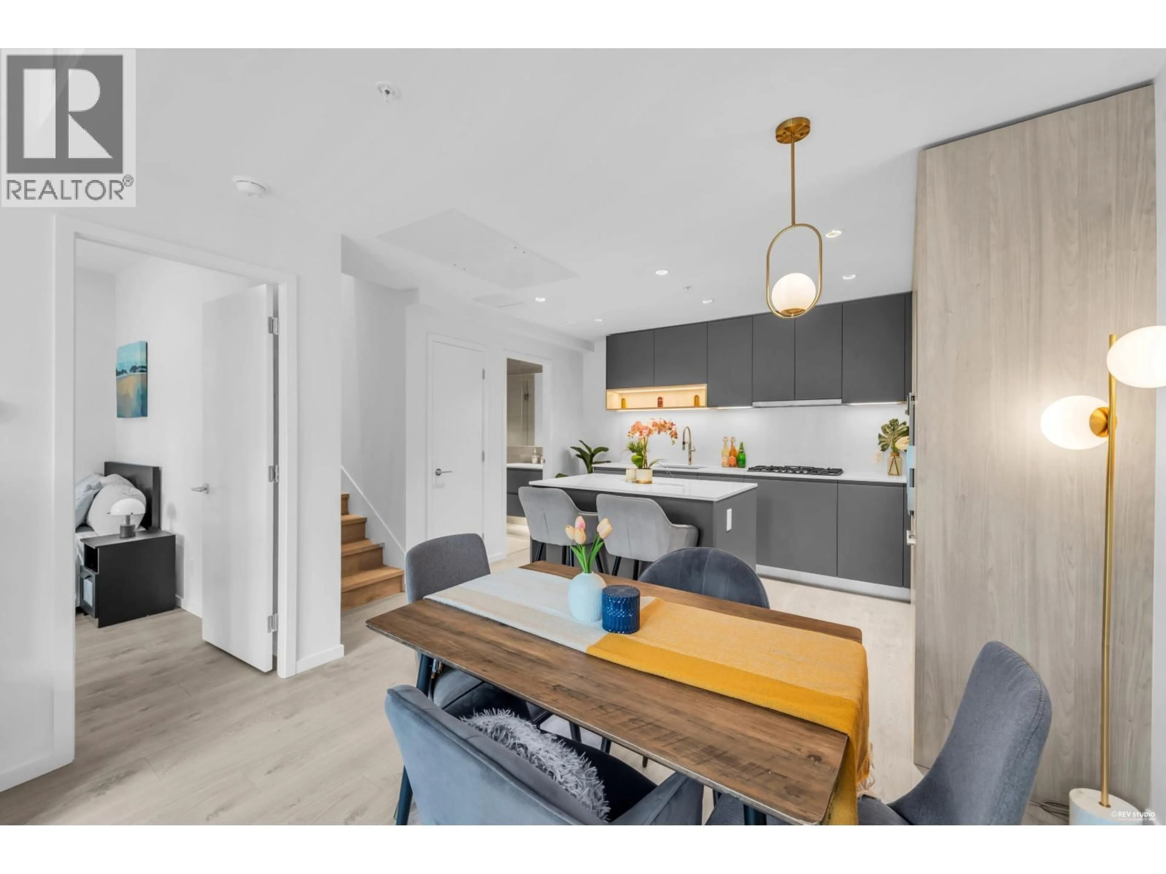 Open concept kitchen, wood/laminate floor for TH2 - 6788 MINORU BOULEVARD, Richmond British Columbia V6Y0M6