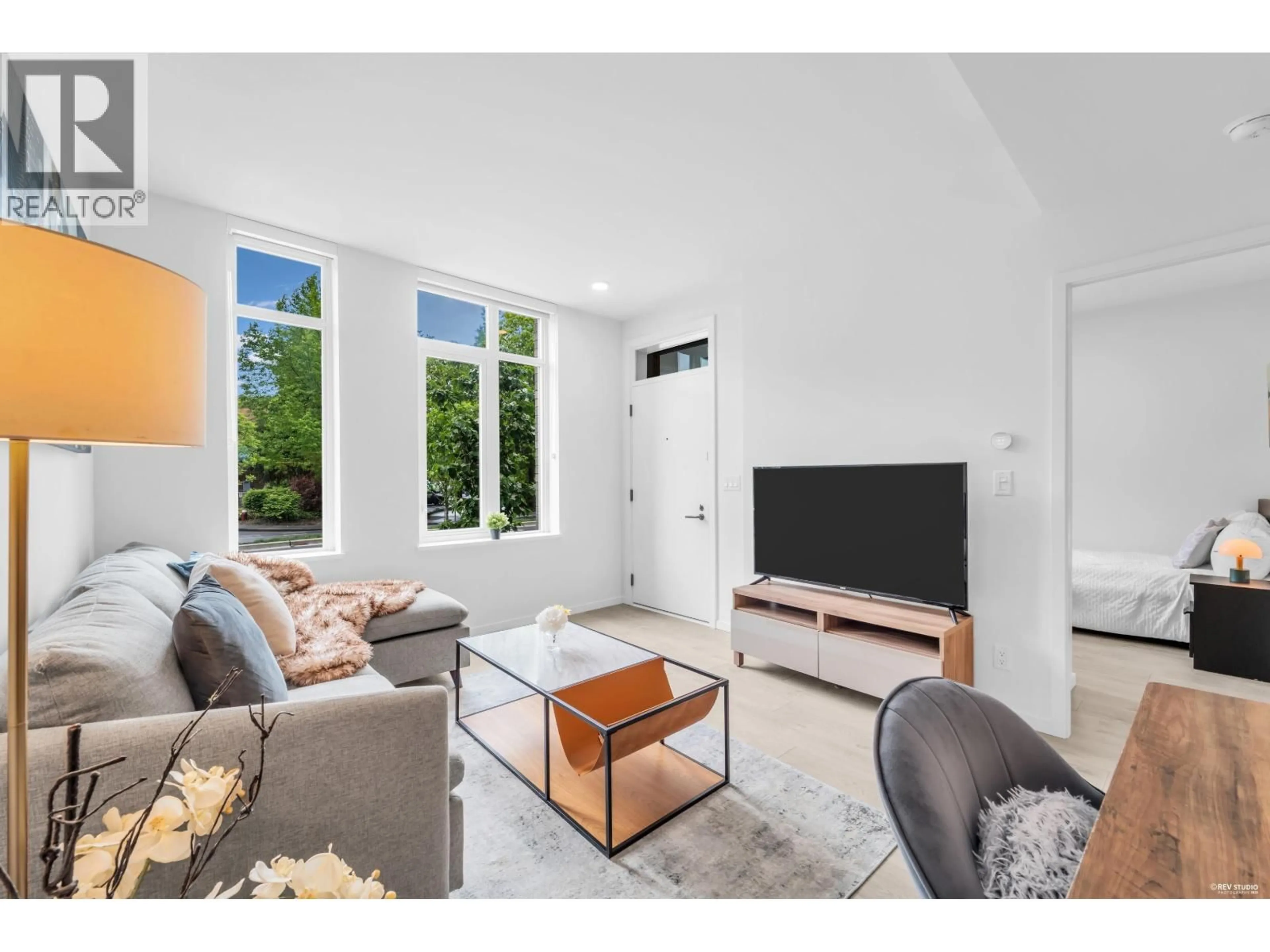 Living room with furniture, unknown for TH2 - 6788 MINORU BOULEVARD, Richmond British Columbia V6Y0M6
