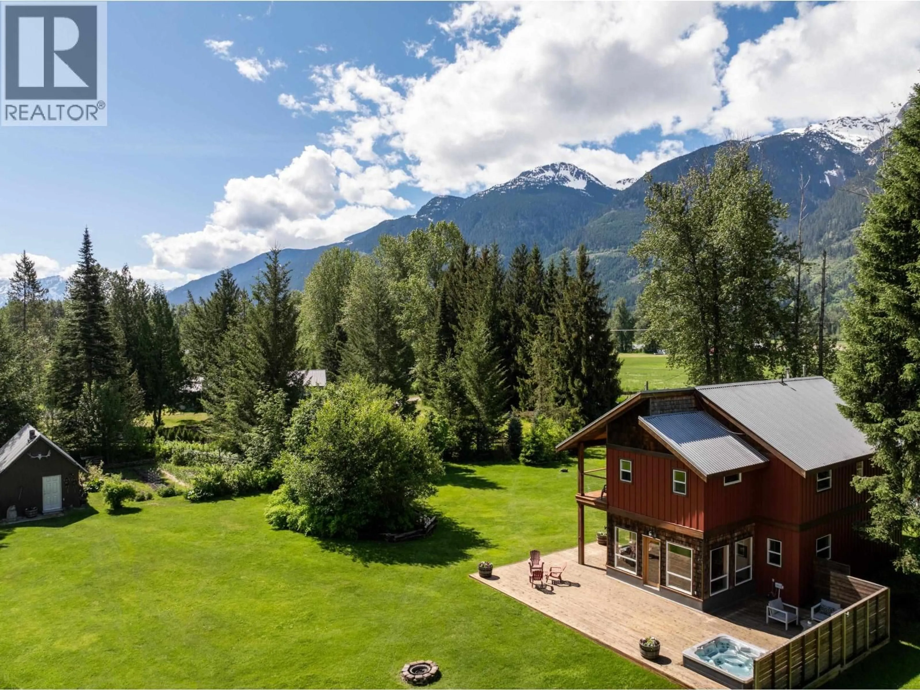 A pic from outside/outdoor area/front of a property/back of a property/a pic from drone, mountain view for 8950 PEMBERTON MEADOWS ROAD, Pemberton British Columbia V0N2L2