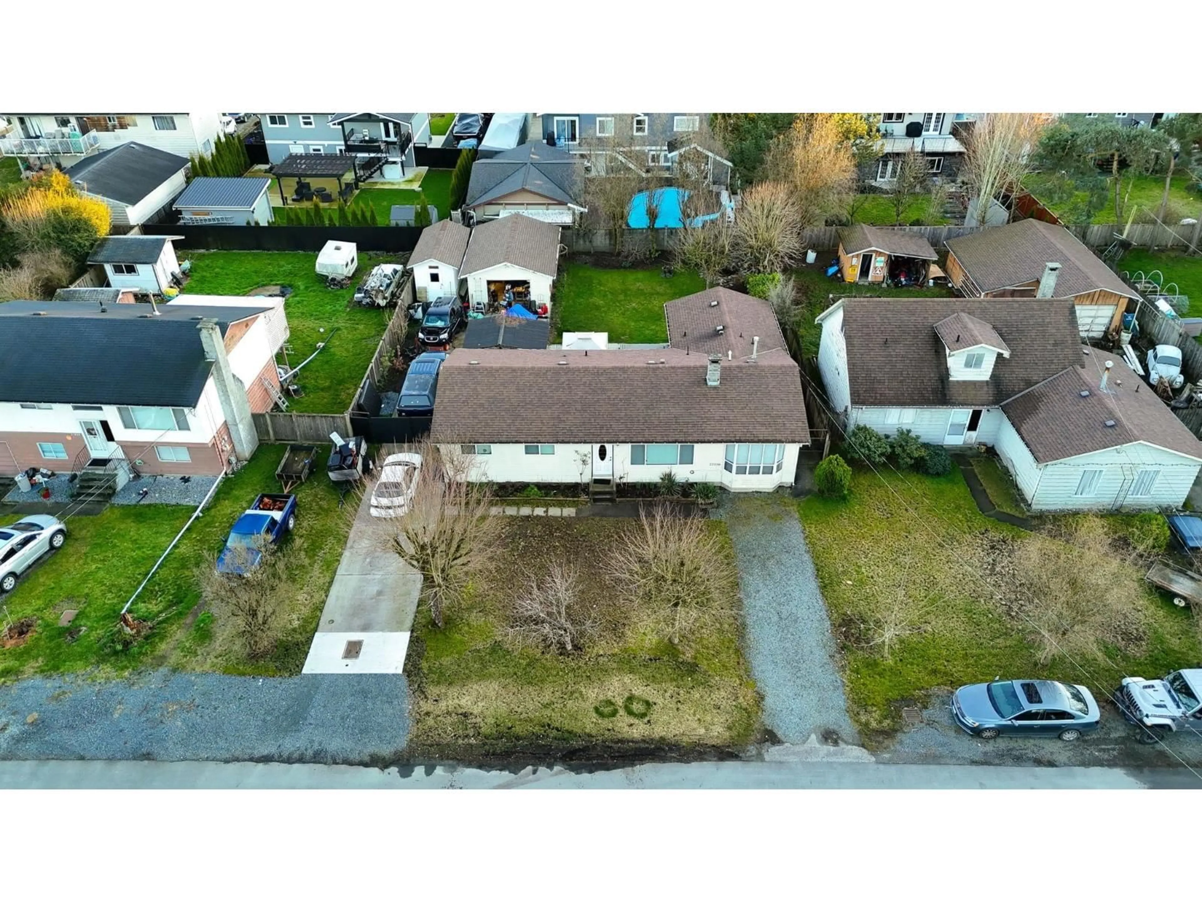 A pic from outside/outdoor area/front of a property/back of a property/a pic from drone, street for 27056 28A AVENUE, Langley British Columbia V4W3A4