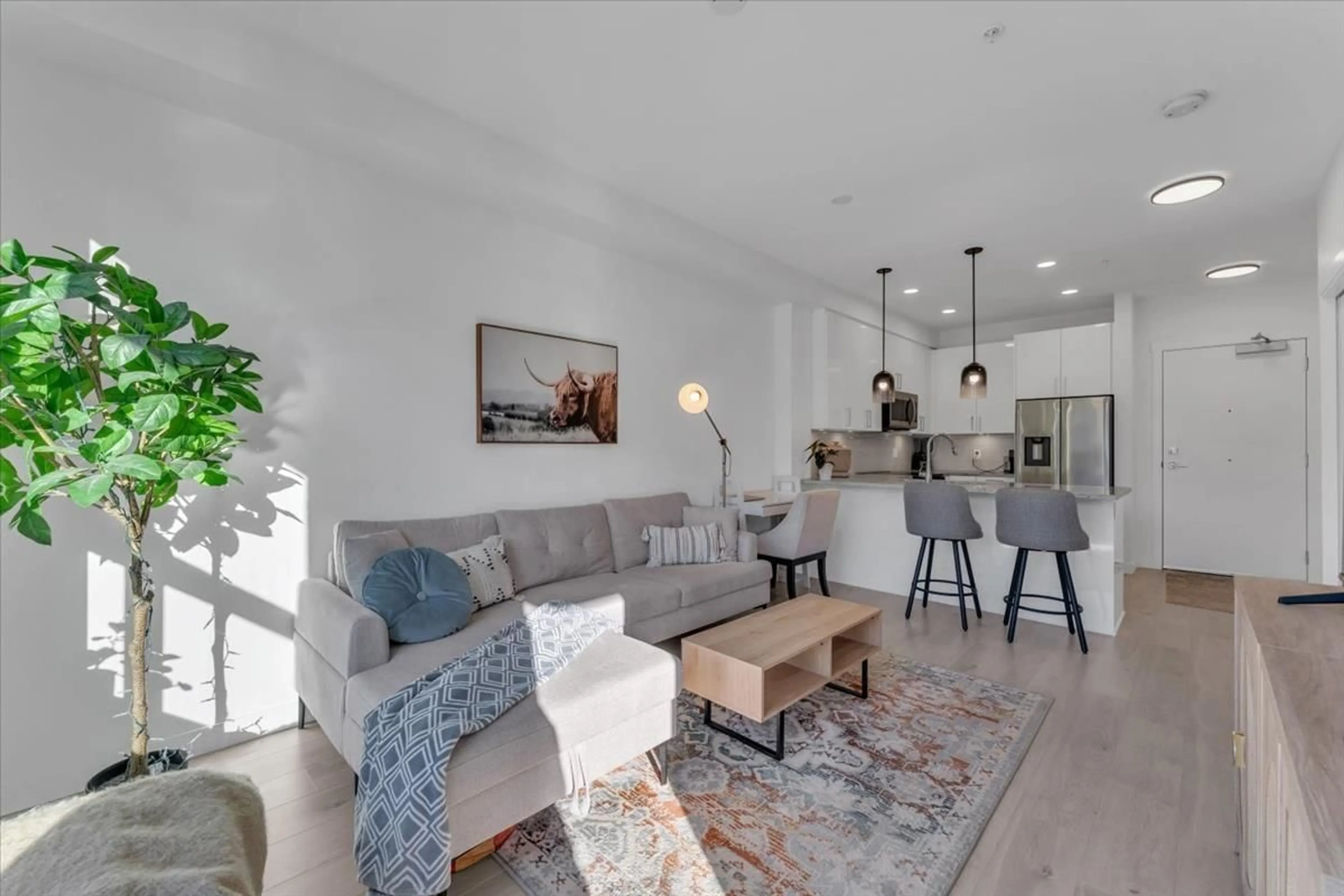 Living room with furniture, unknown for 212 - 5504 BRYDON CRESCENT, Langley British Columbia V3A0R3