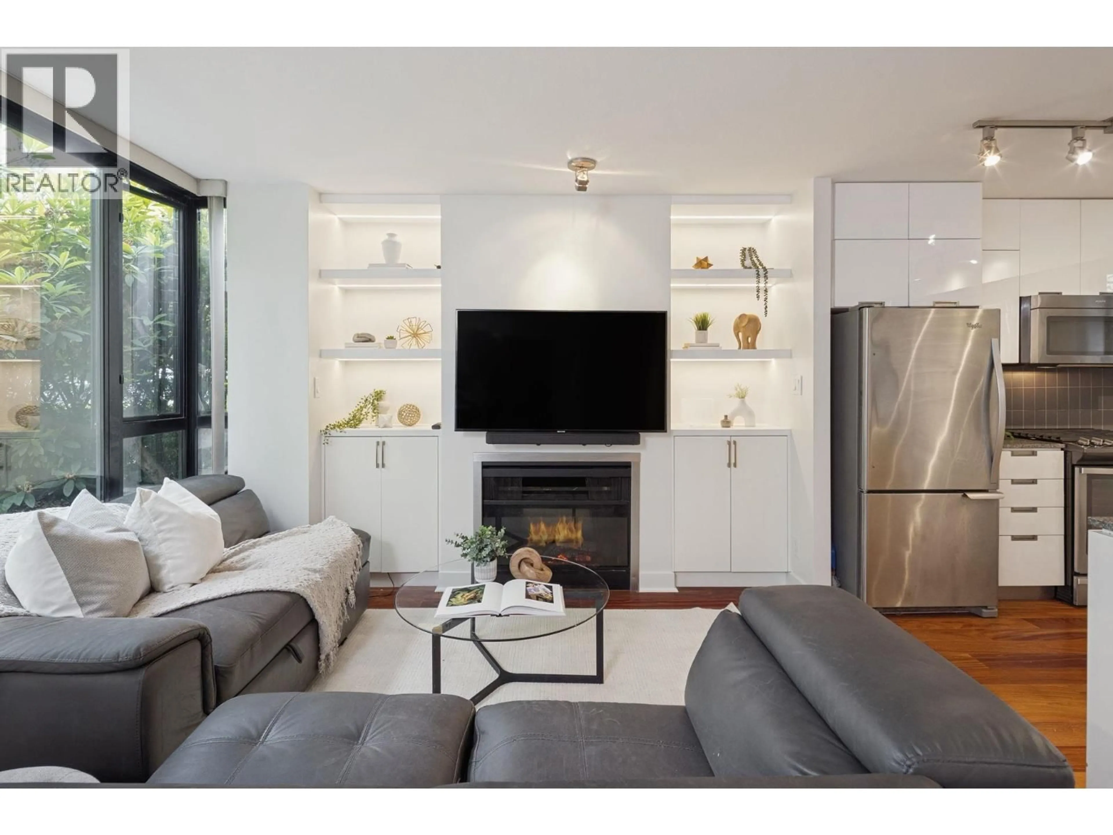 Living room with furniture, unknown for 153 2ND STREET, North Vancouver British Columbia V7M1C5