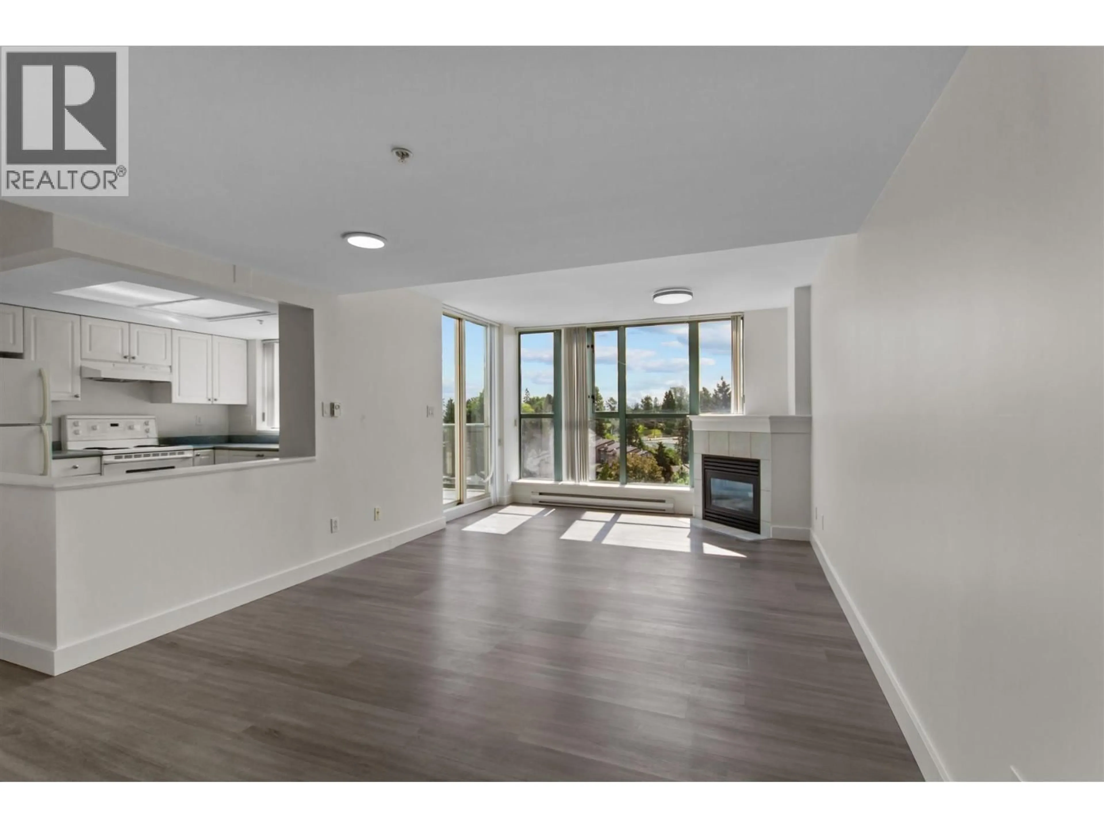 A pic of a room for 1602 - 200 NEWPORT DRIVE, Port Moody British Columbia V3H5B7