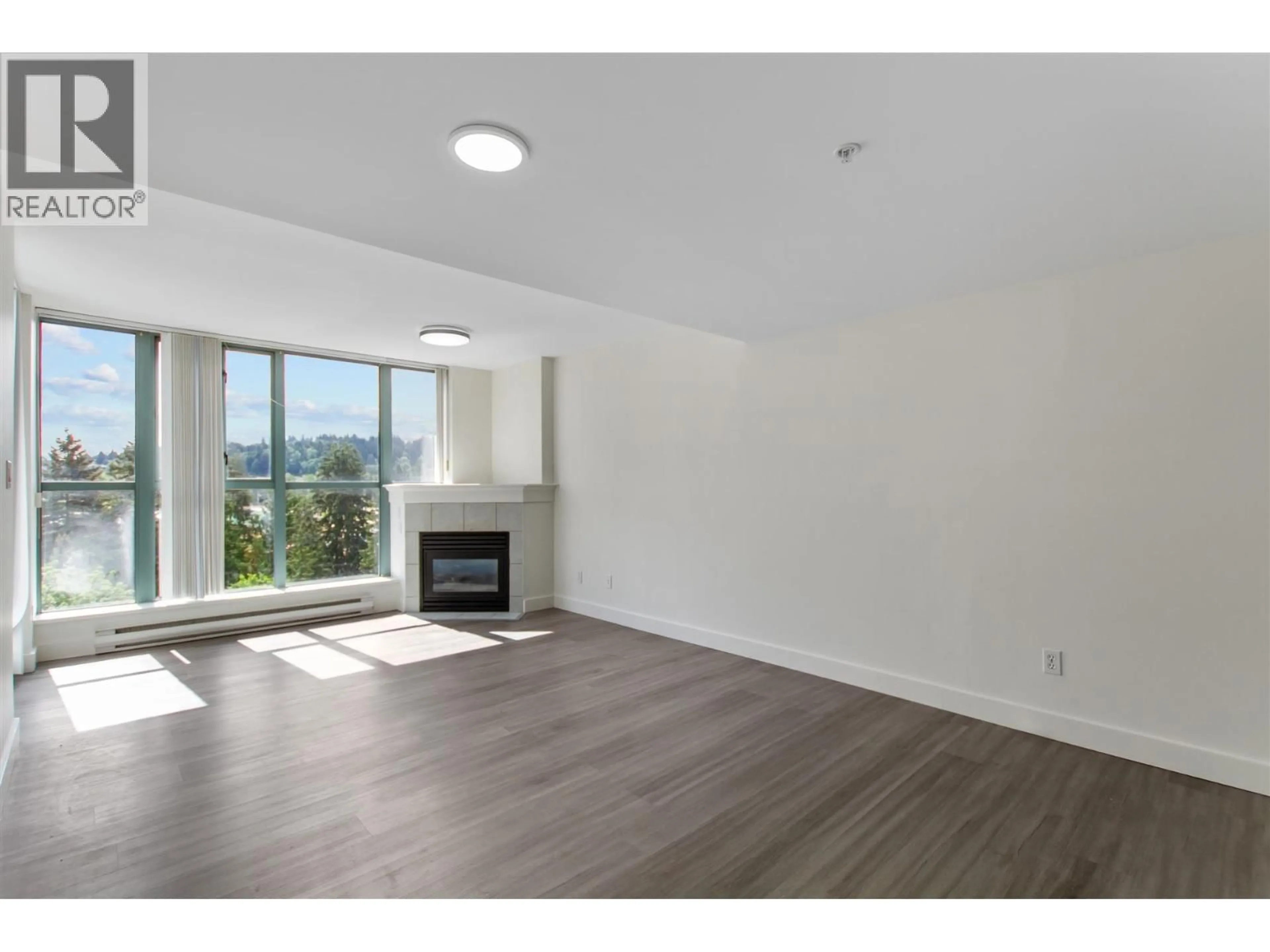 A pic of a room for 1602 - 200 NEWPORT DRIVE, Port Moody British Columbia V3H5B7