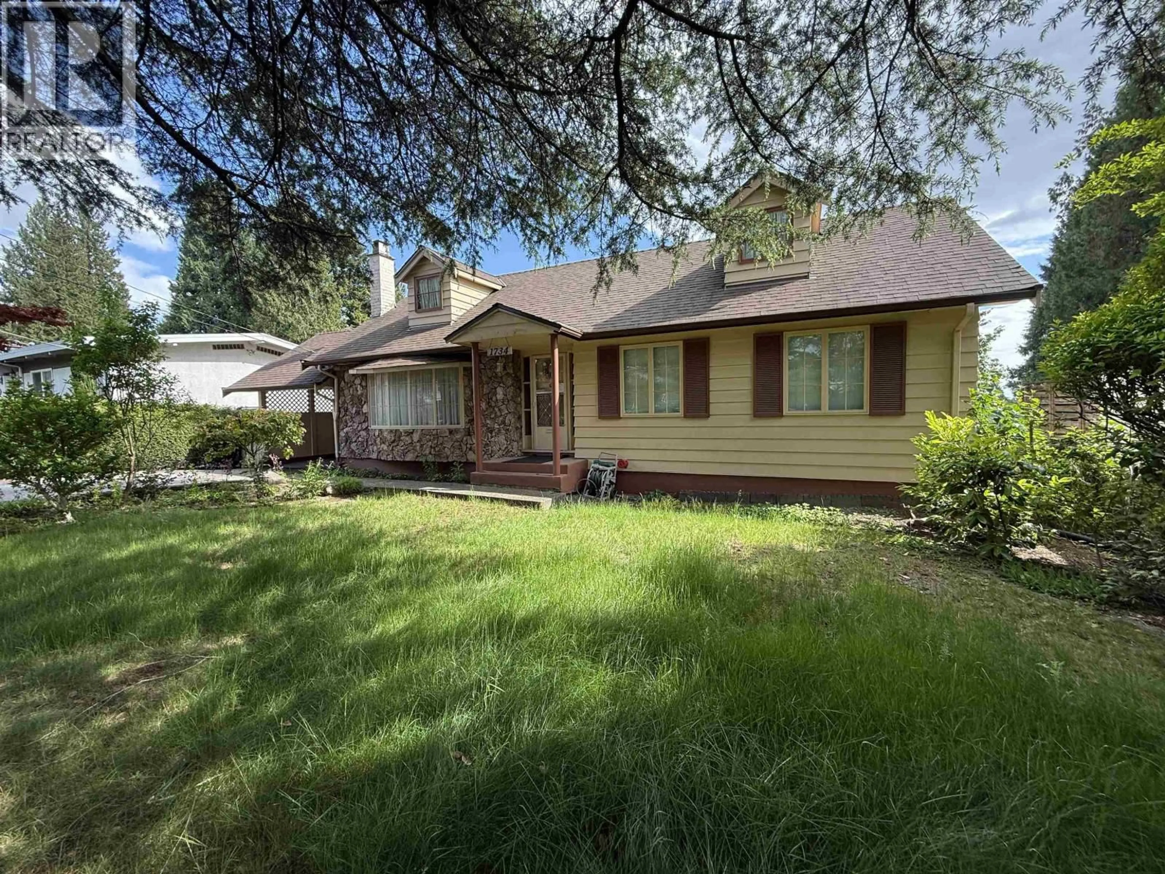 A pic from outside/outdoor area/front of a property/back of a property/a pic from drone, unknown for 1734 DANSEY AVENUE, Coquitlam British Columbia V3K3J2