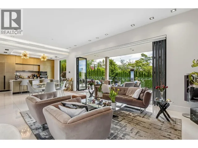 2256 JEFFERSON AVENUE, West Vancouver 3