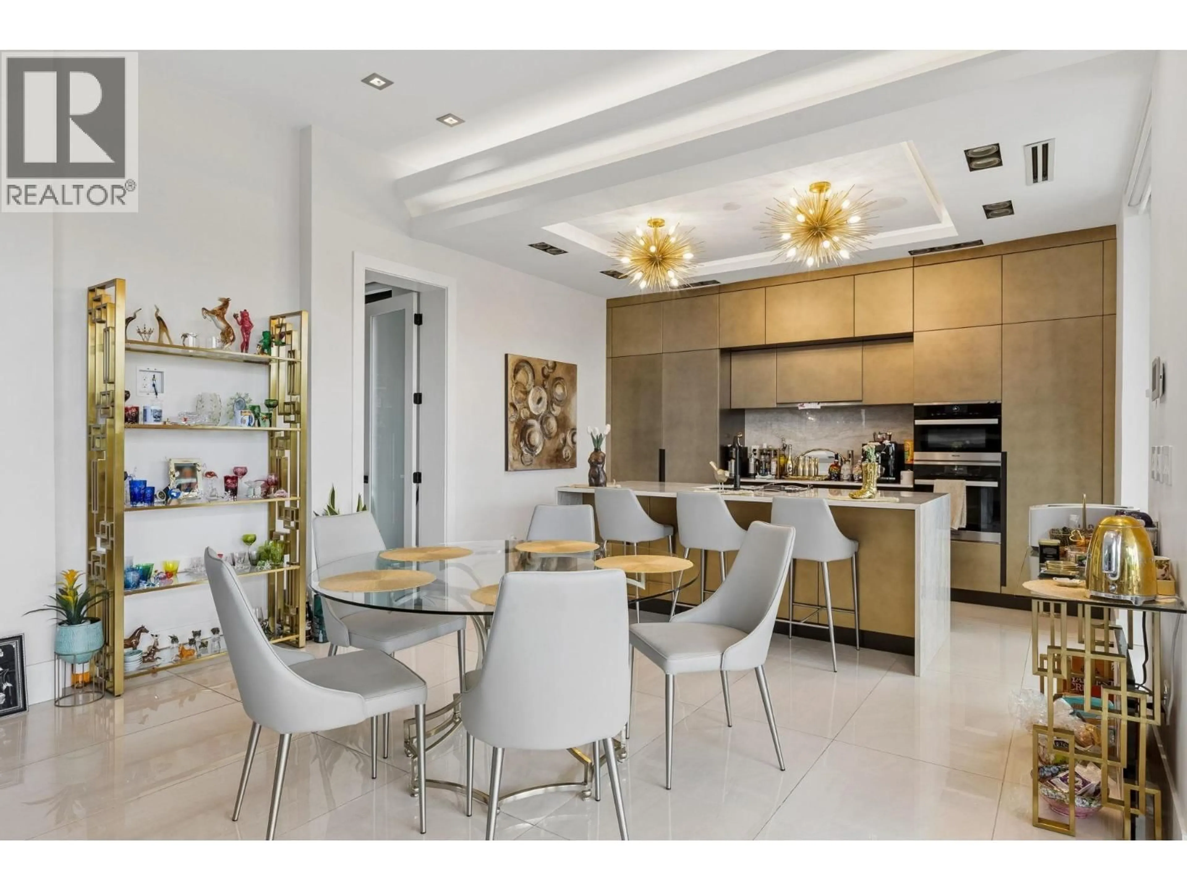 Open concept kitchen, ceramic/tile floor for 2256 JEFFERSON AVENUE, West Vancouver British Columbia V7V2A8