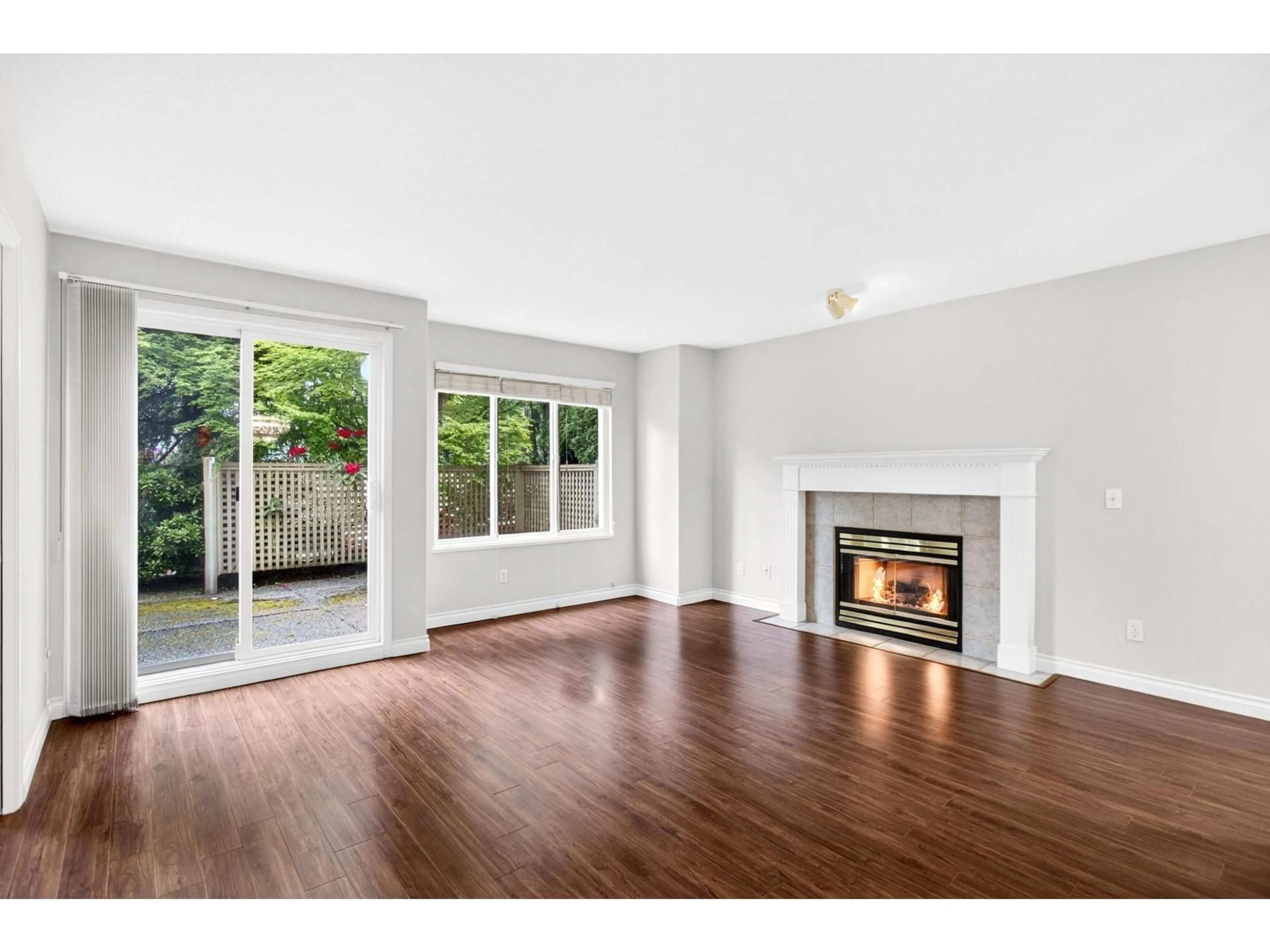 Unknown for 144 - 13888 70 AVENUE, Surrey British Columbia V3W0R8