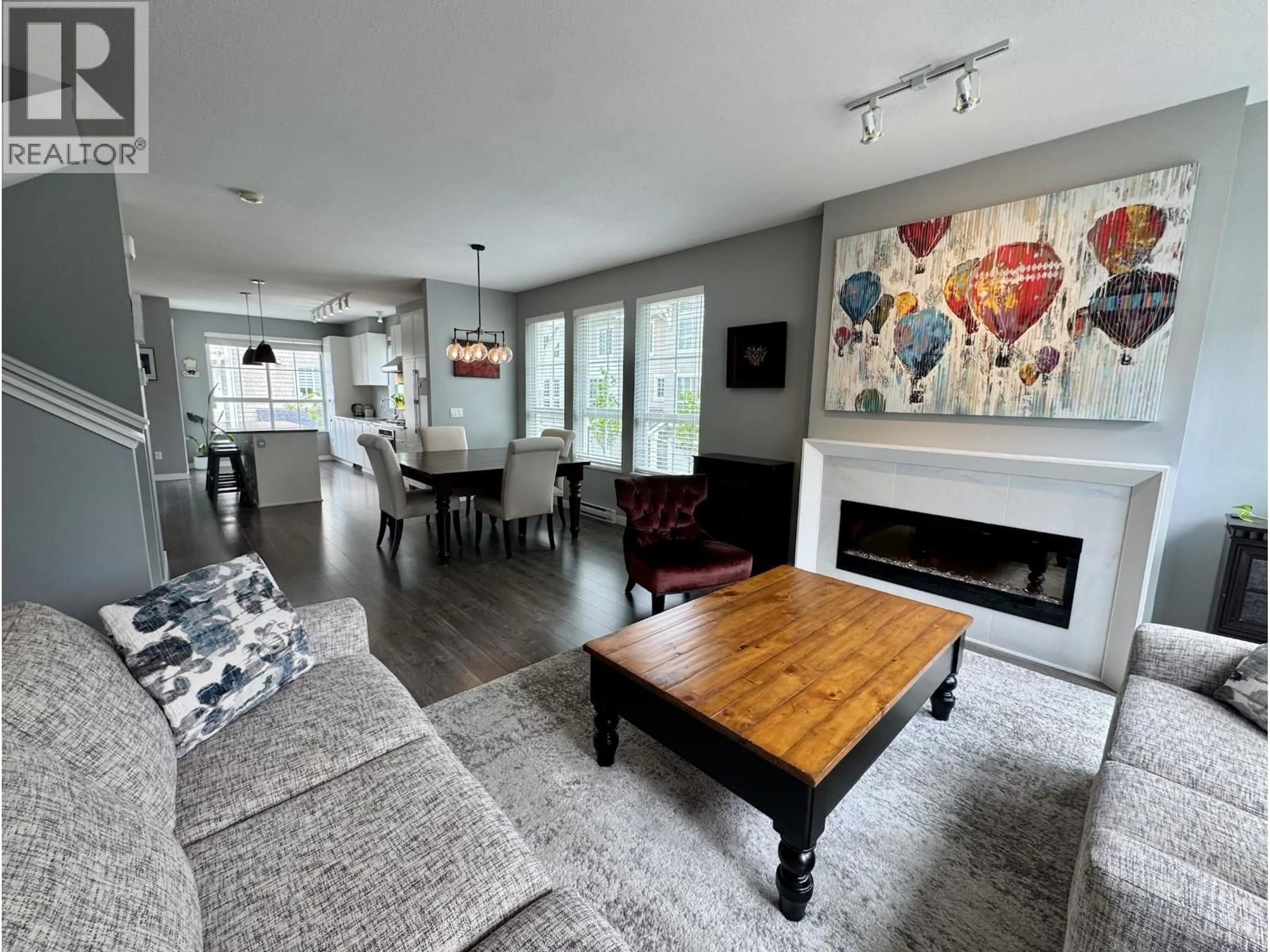 Living room with furniture, unknown for 47 - 5551 ADMIRAL WAY, Ladner British Columbia V4K0C9