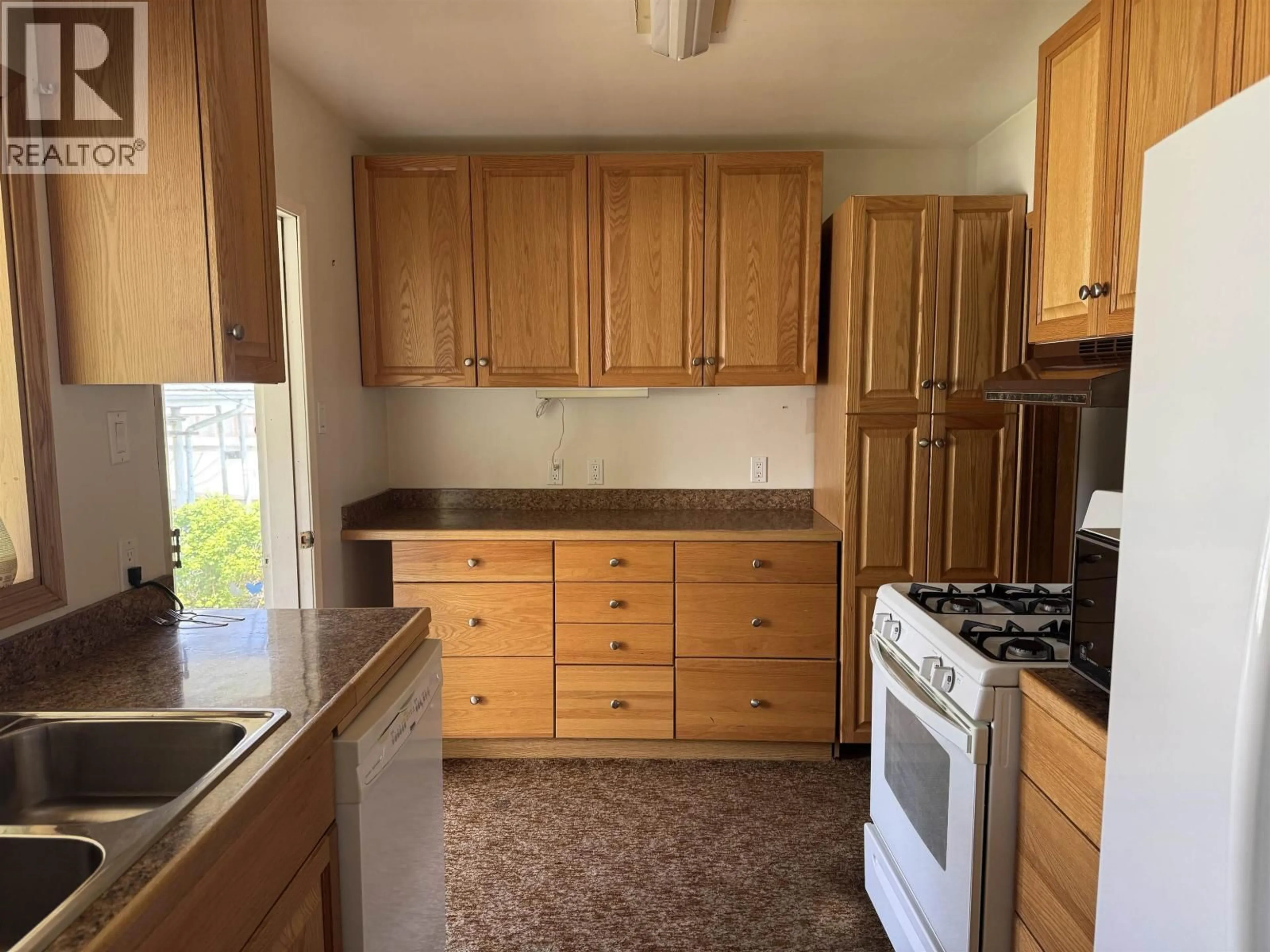 Standard kitchen, unknown for 64 WHITE STREET, Kitimat British Columbia V8C1H8