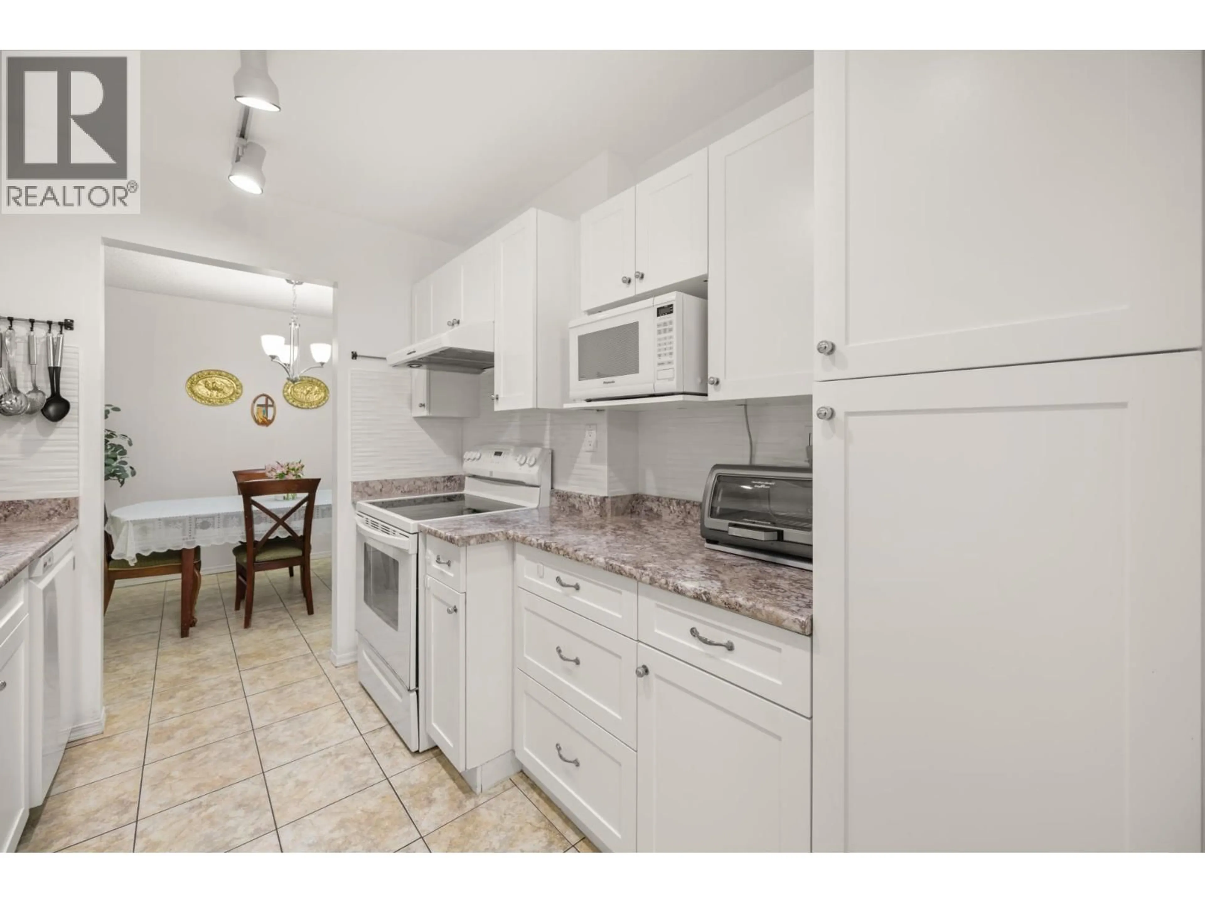 Standard kitchen, ceramic/tile floor for 203 - 8840 NO. 1 ROAD, Richmond British Columbia V7C4C1
